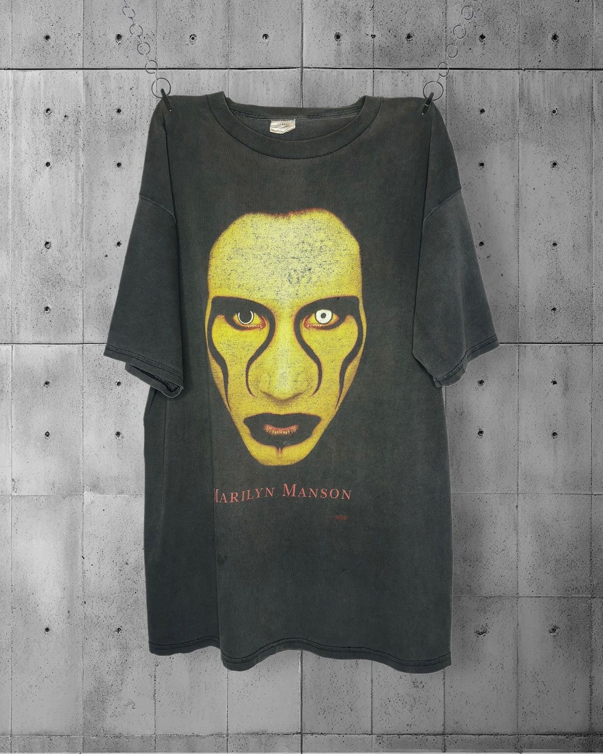 Band Tees Marilyn Manson sex is dead vintage t shirt Size US XL / EU 56 / 4 - 1 Thumbnail