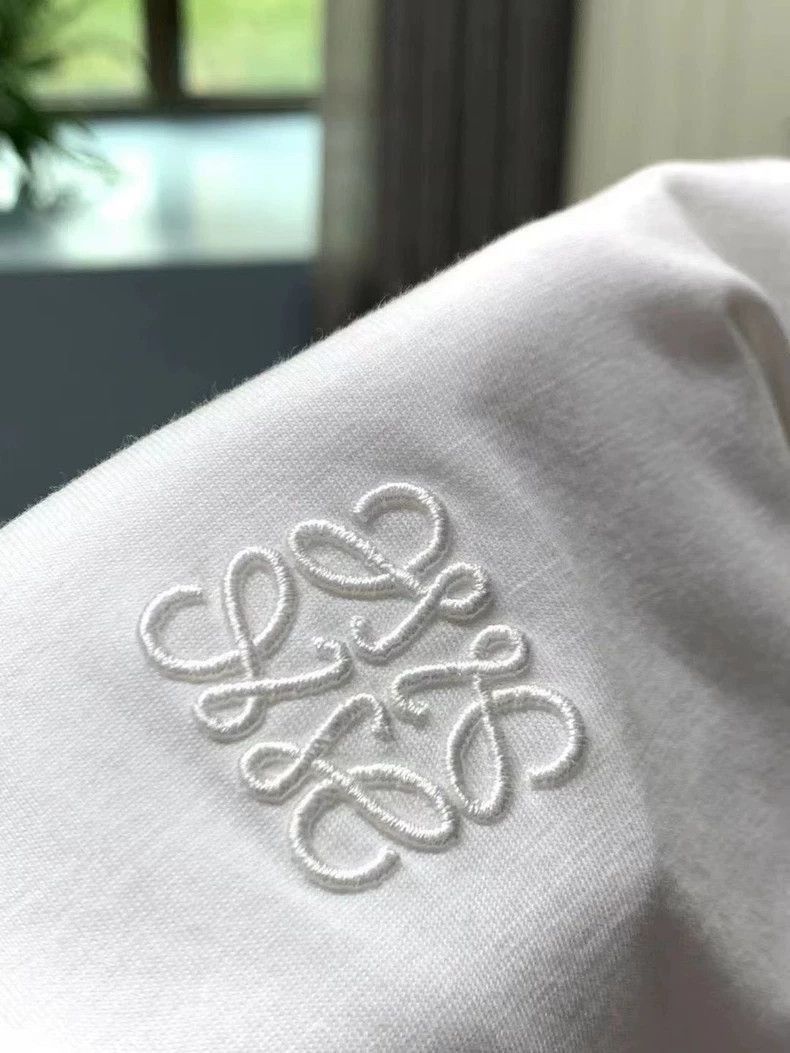 Loewe loewe classic logo short sleeve t-shirt Size US S / EU 44-46 / 1 - 9 Thumbnail