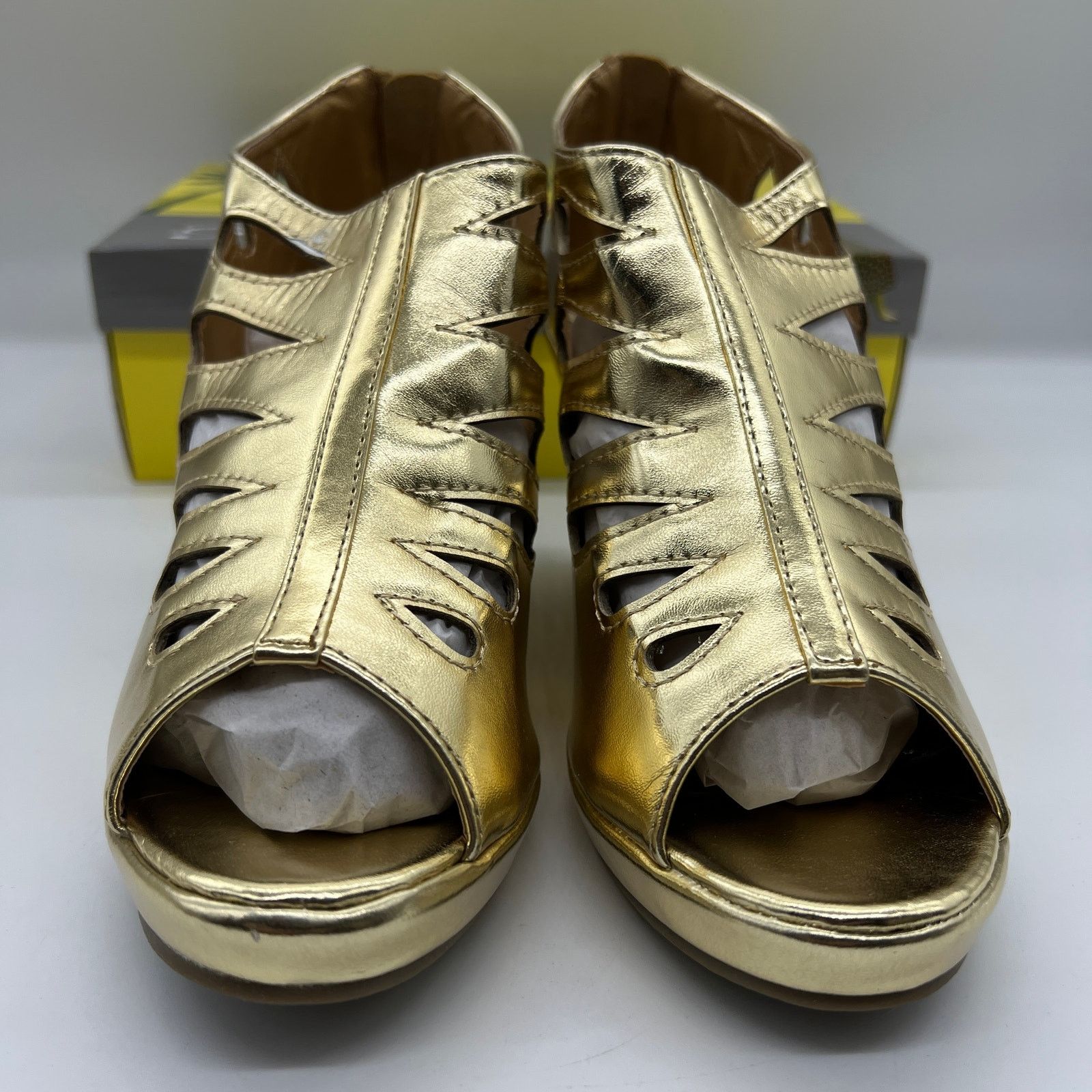 Other Forever Gold Wedge Sandals Women's Size 8 Shoes Back Zipper Size US 8 / IT 38 - 2 Thumbnail