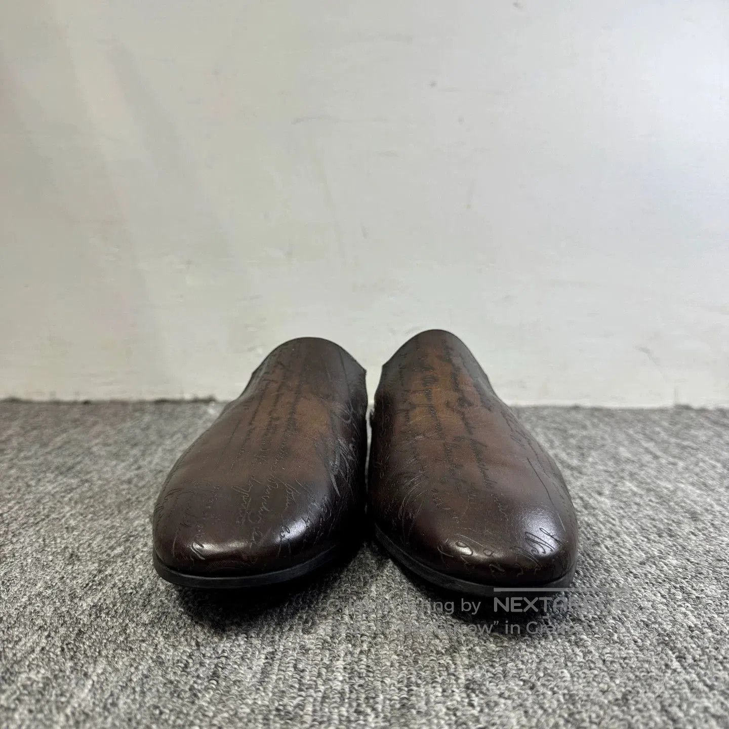 Berluti Black Leather Slip-On Mules Size 7. Size US 7 / EU 40 - 2 Thumbnail