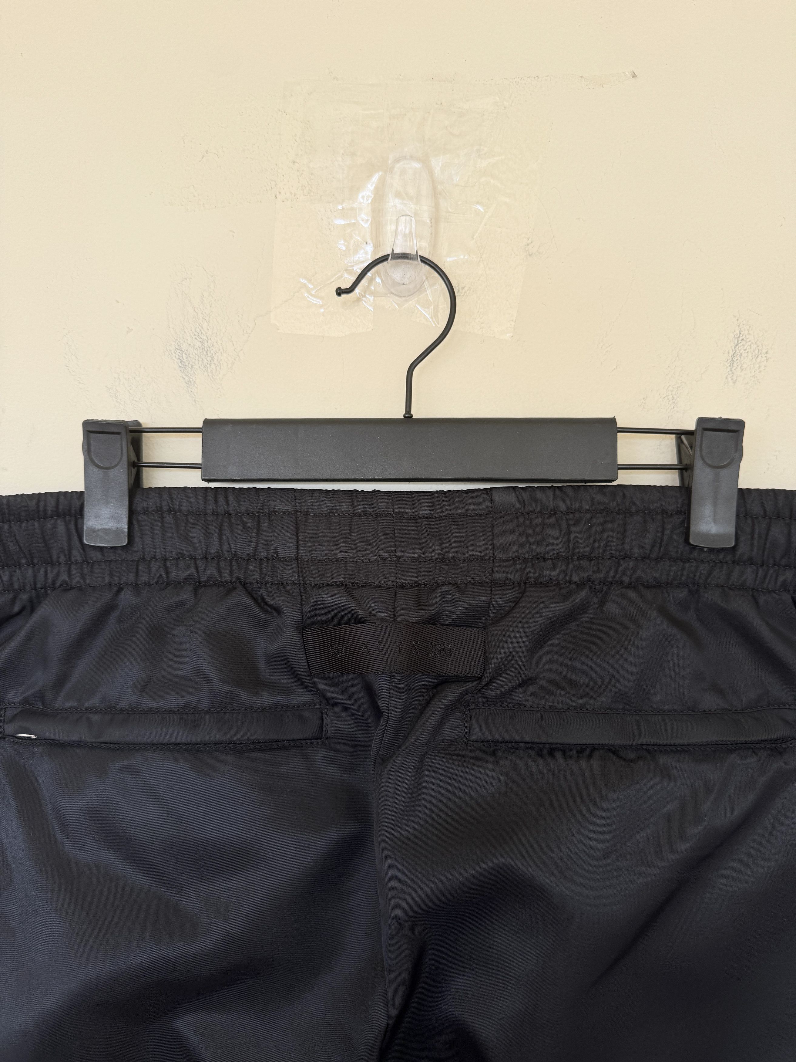 1017 ALYX 9SM Alyx Nylon Zipper Pants With Hardware Size US 34 / EU 50 - 14 Thumbnail