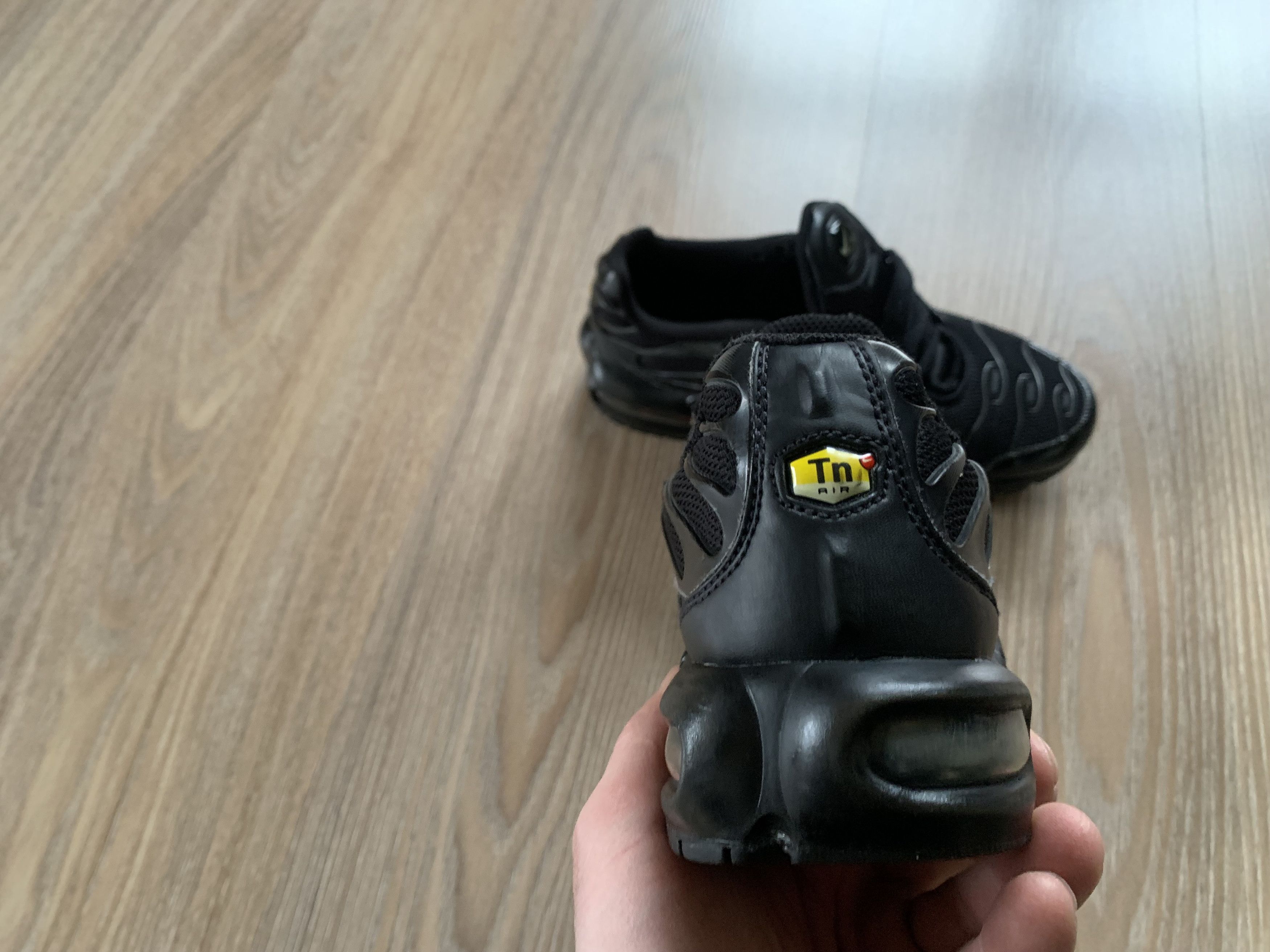 Nike Black Nike Air Max TN Plus Size US 5 / EU 37 - 6 Thumbnail