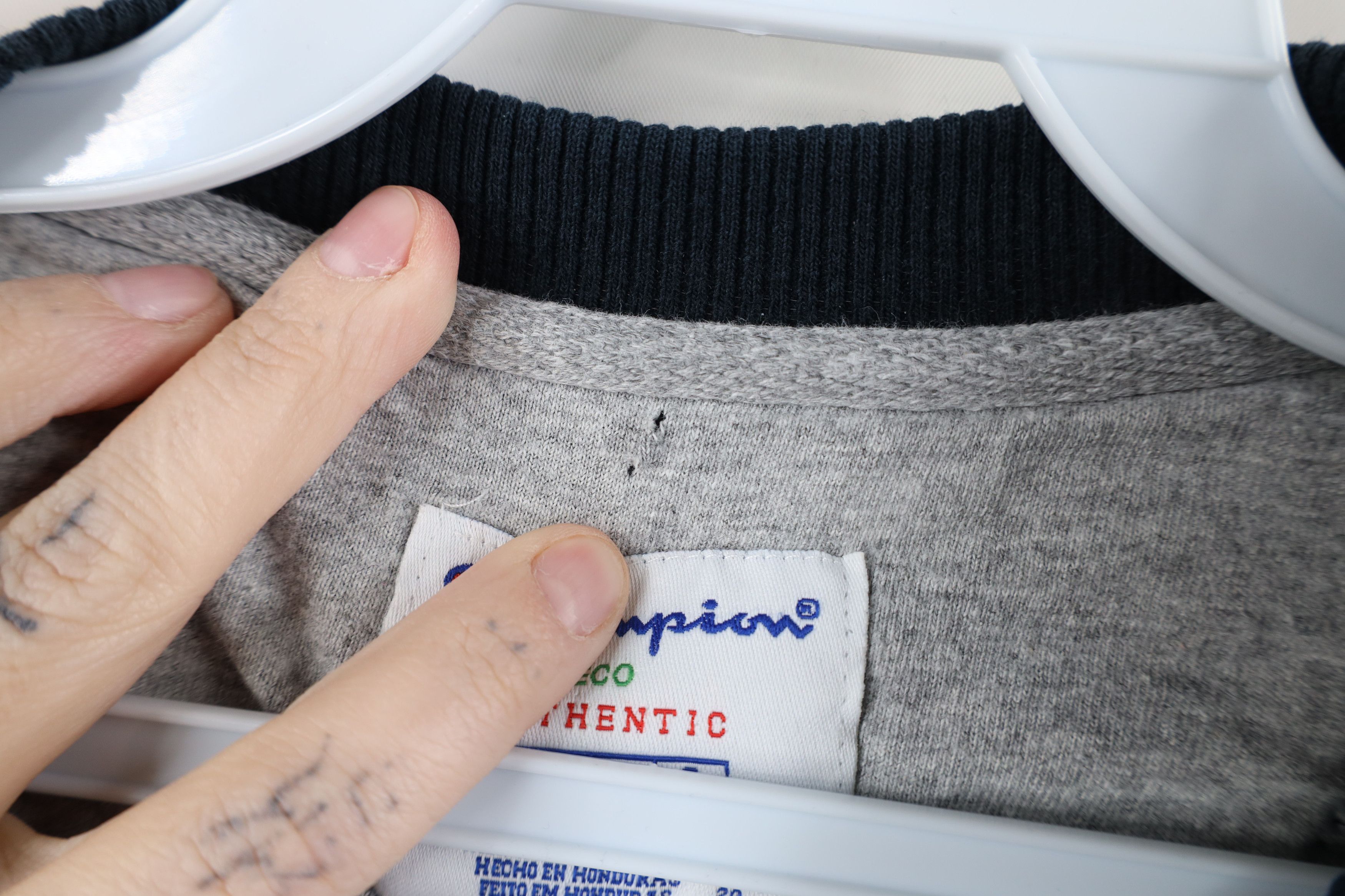 Champion × Vintage Vintage Champion Classic Logo Crewneck Sweatshirt Black Size US L / EU 52-54 / 3 - 8 Thumbnail