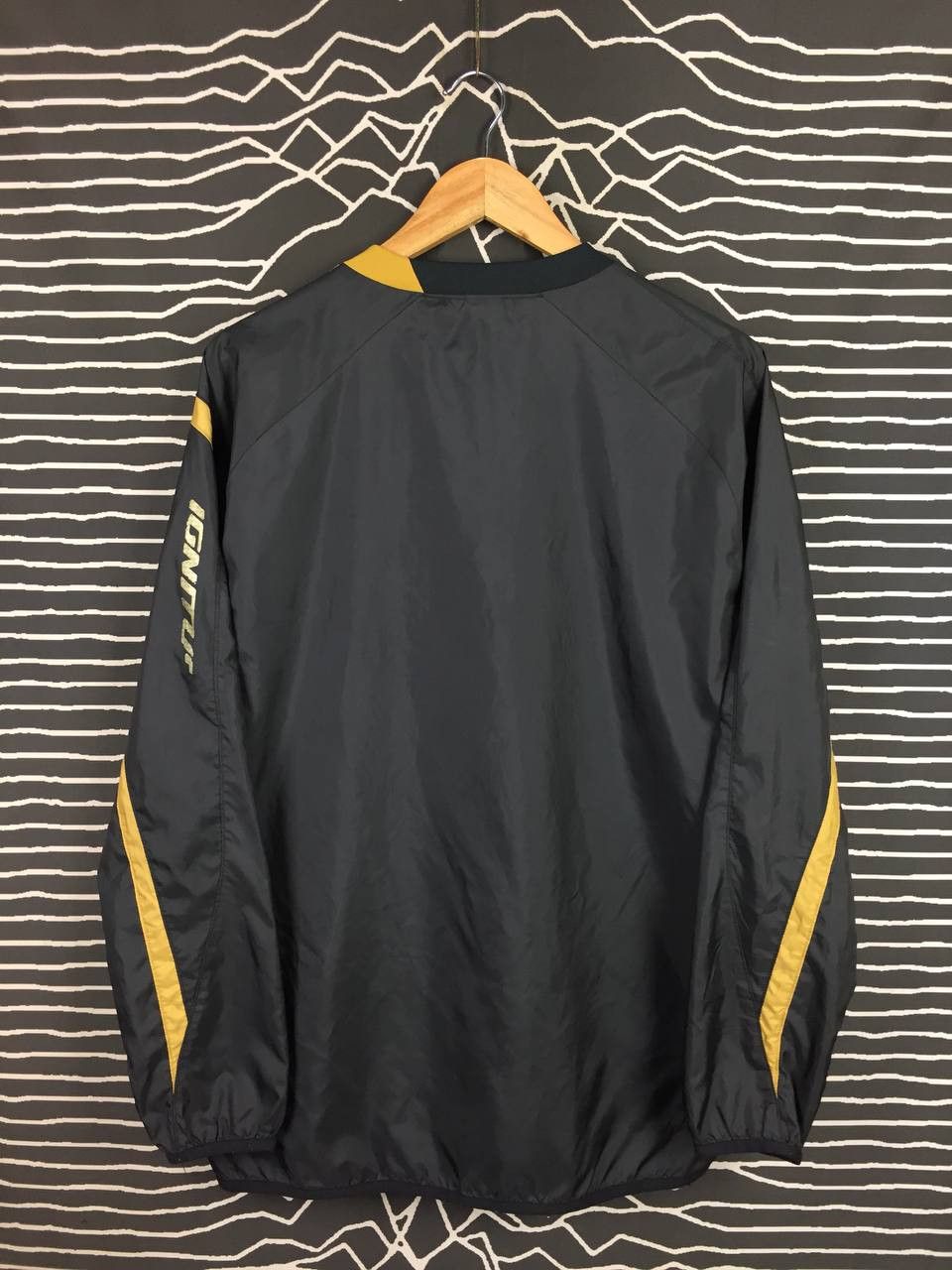 Mizuno Vtg Mizuno Ignitus Pullover Windbreaker Training Jersey Size US L / EU 52-54 / 3 - 7 Thumbnail