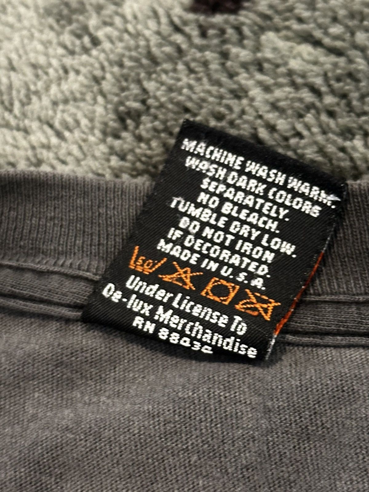 Harley Davidson Rare Faded 2001 Harley Davidson Wolf T Shirt -Wisconsin Size US XXL / EU 58 / 5 - 7 Thumbnail