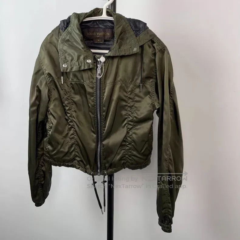 Louis Vuitton Louis Vuitton Polyester jacket Size XXS / US 00 / IT 34 - 2 Thumbnail
