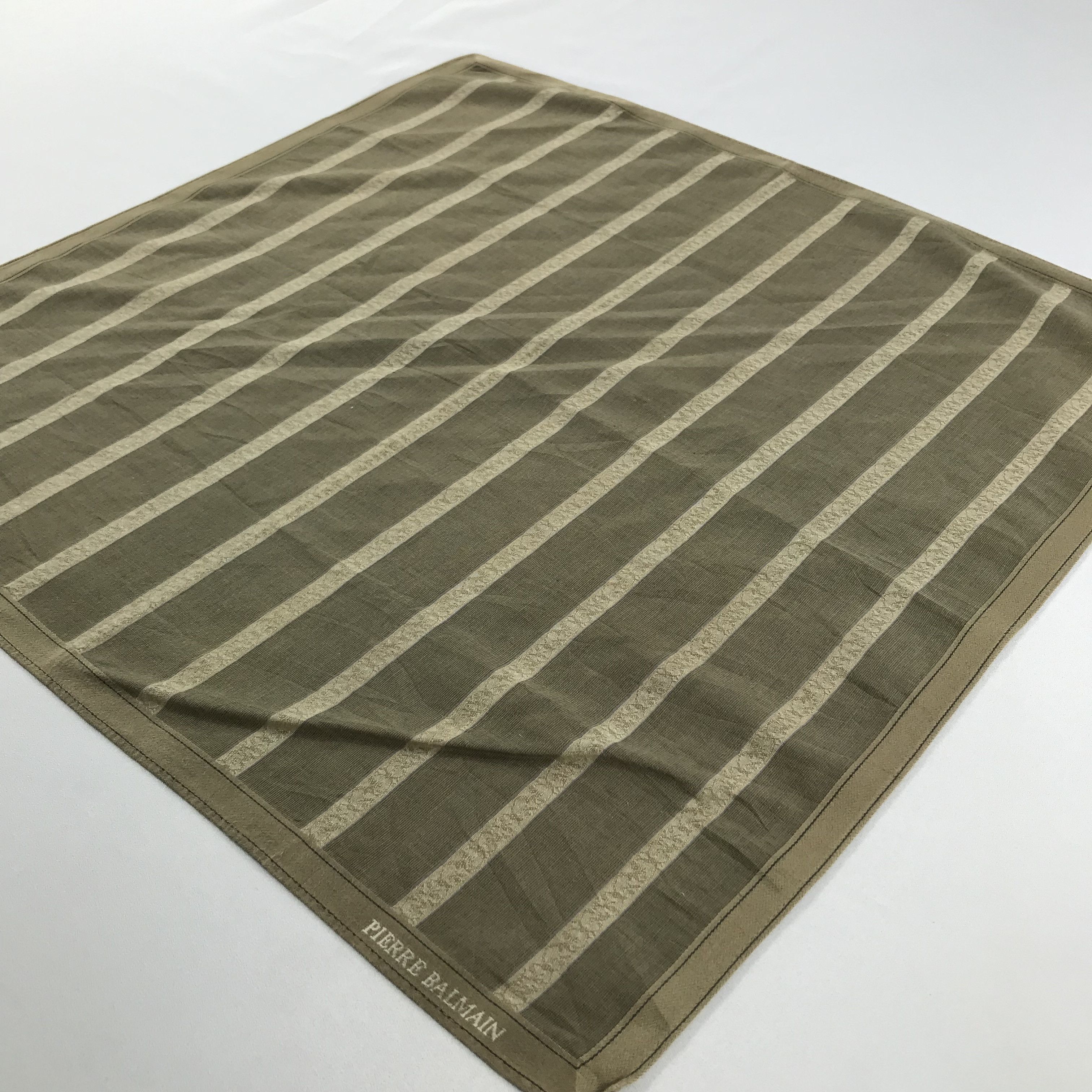 Pierre Balmain × Vintage Pierre Balmain Bandana / Handkerchief / Neckerchief - S1937 Size ONE SIZE - 2 Thumbnail