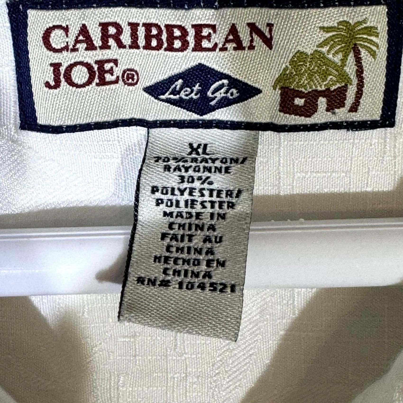 Vintage Caribbean Joe Shirt Mens XL White Camp Cuban Collar Button Front Pocket Jacquard Size US XL / EU 56 / 4 - 7 Thumbnail