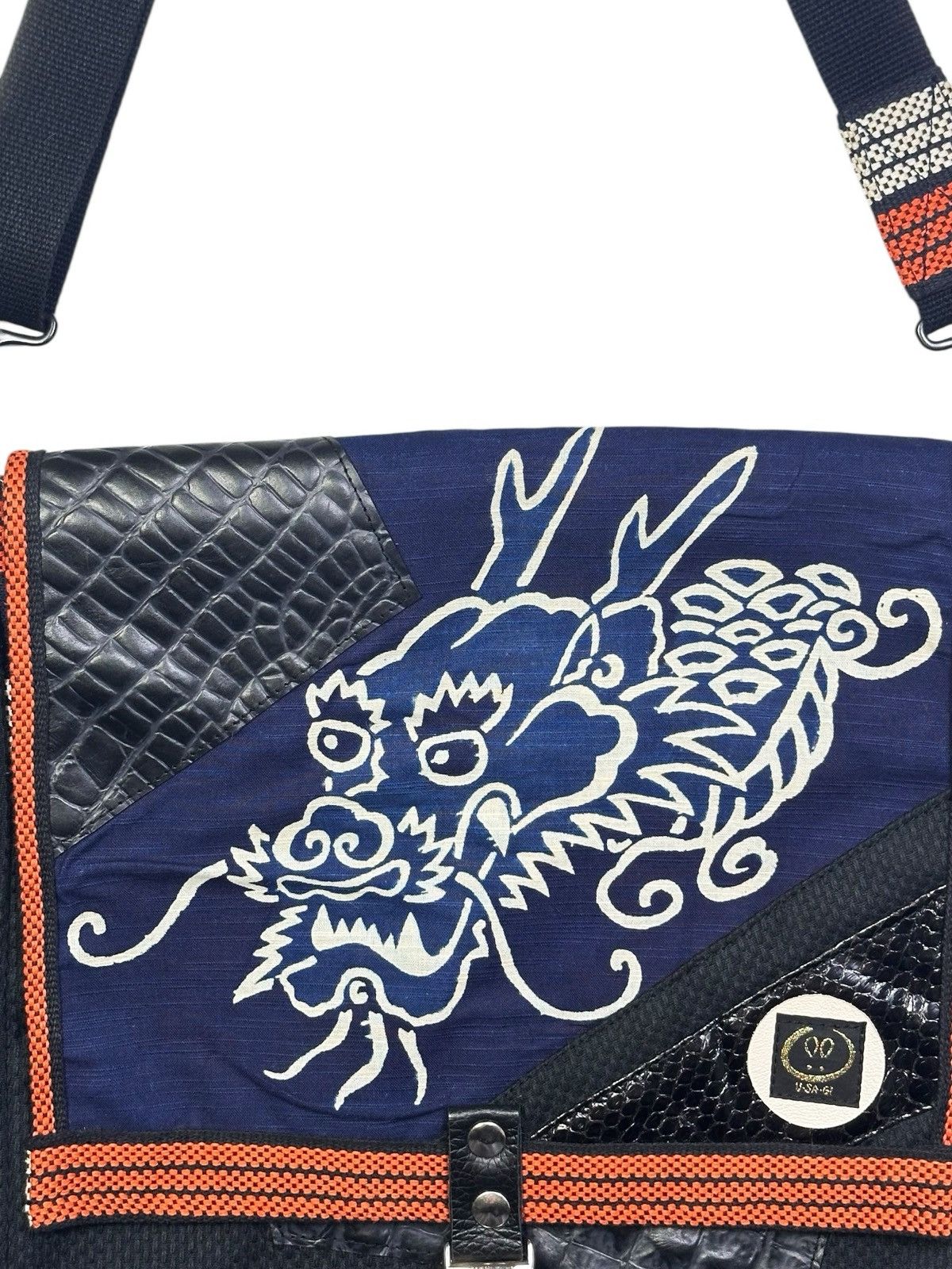 Vintage 2010s USAGI INDIGO DRAGON MULTI MATERIALS CROSS BODY BAG Size ONE SIZE - 2 Thumbnail