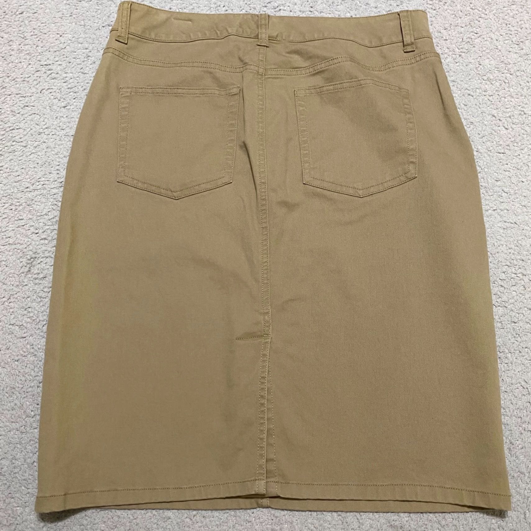 Chaps VINTAGE Chaps Skirt Beige Knee Length Pencil Straight Pockets Casual Womens 8 Size 30" / US 8 / IT 44 - 2 Thumbnail
