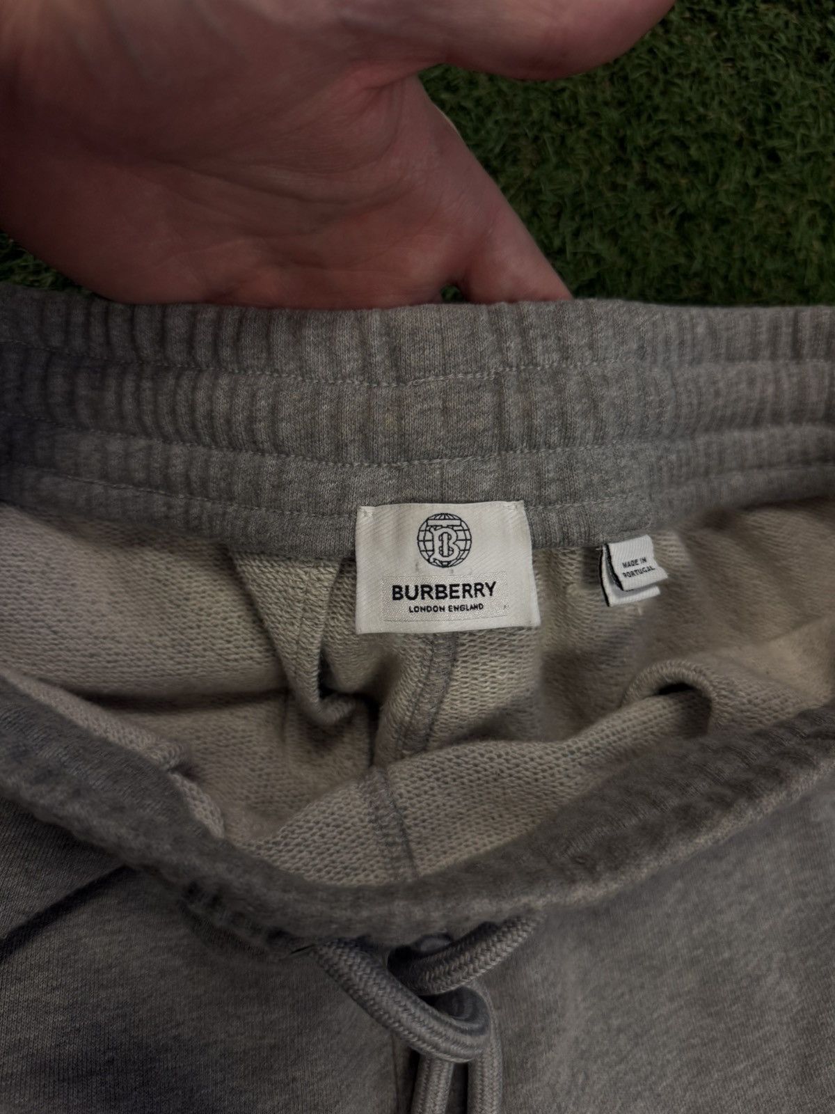 Burberry Burberry Sweatpants Size Medium Pre Owned 🧼 Size US 31 - 9 Thumbnail
