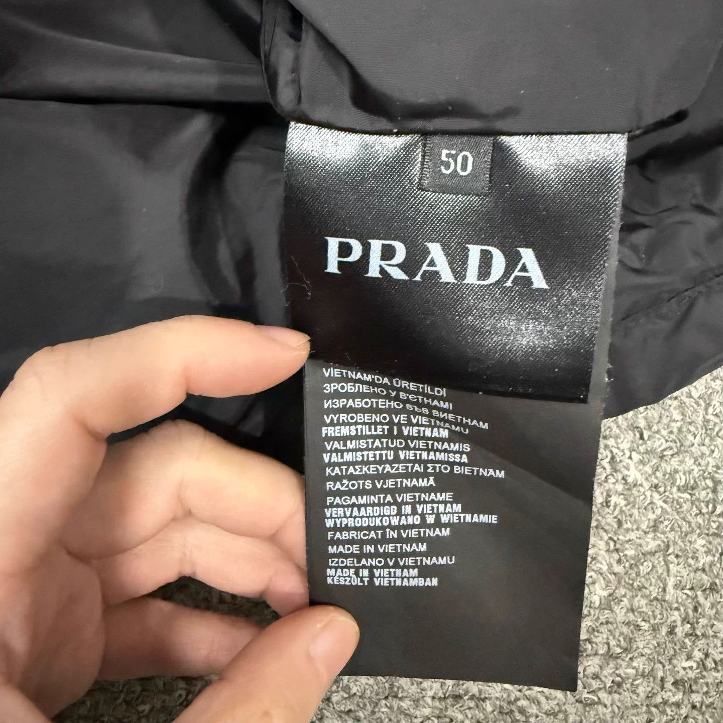Prada Prada Black Triangle Logo Nylon Zipper Jacket 50 99New Size XL / US 12-14 / IT 48-50 - 4 Thumbnail