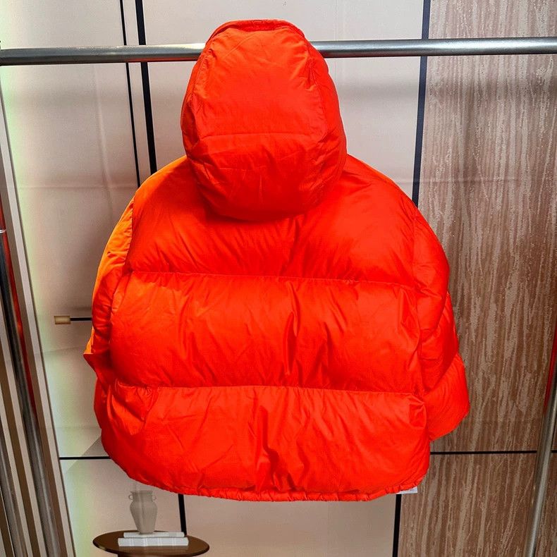 Gucci Gucci Orange-red down jacket 2501-Nextarrow Size US XS / EU 42 / 0 - 2 Thumbnail
