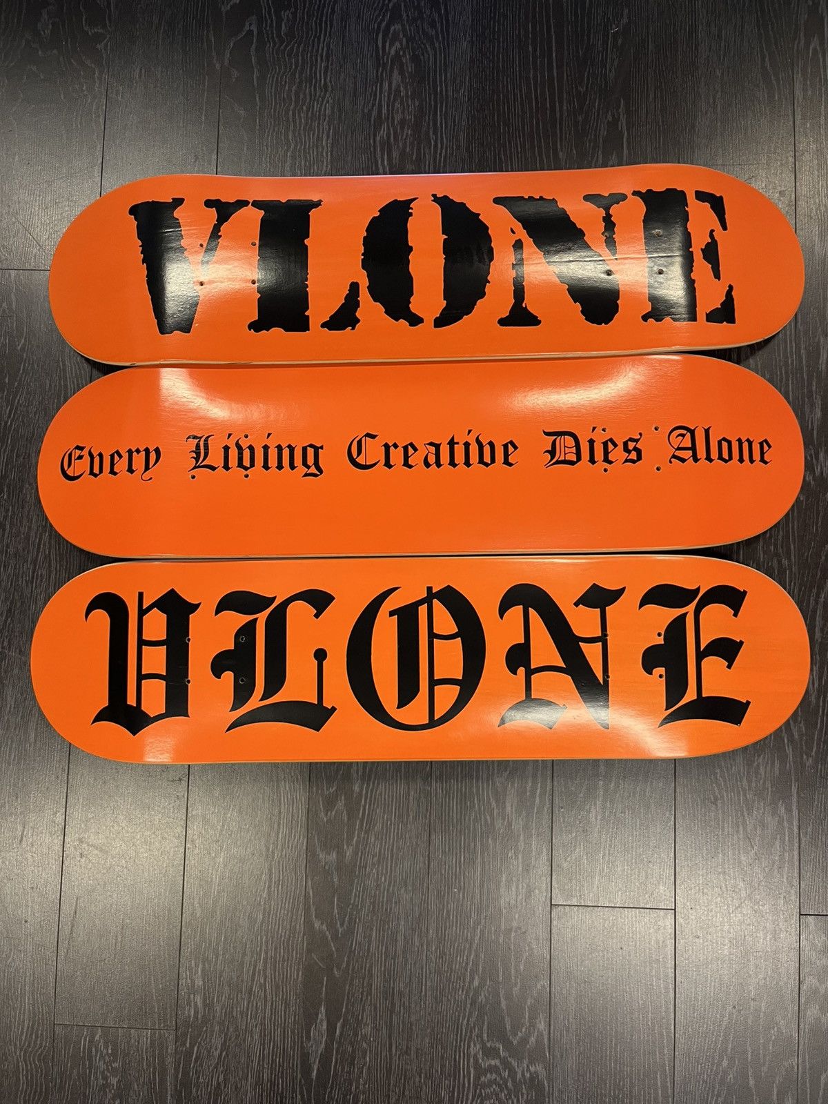 Vlone VLONE Every Living Creative Dies Alone Skate Deck Set Size ONE SIZE - 1 Thumbnail