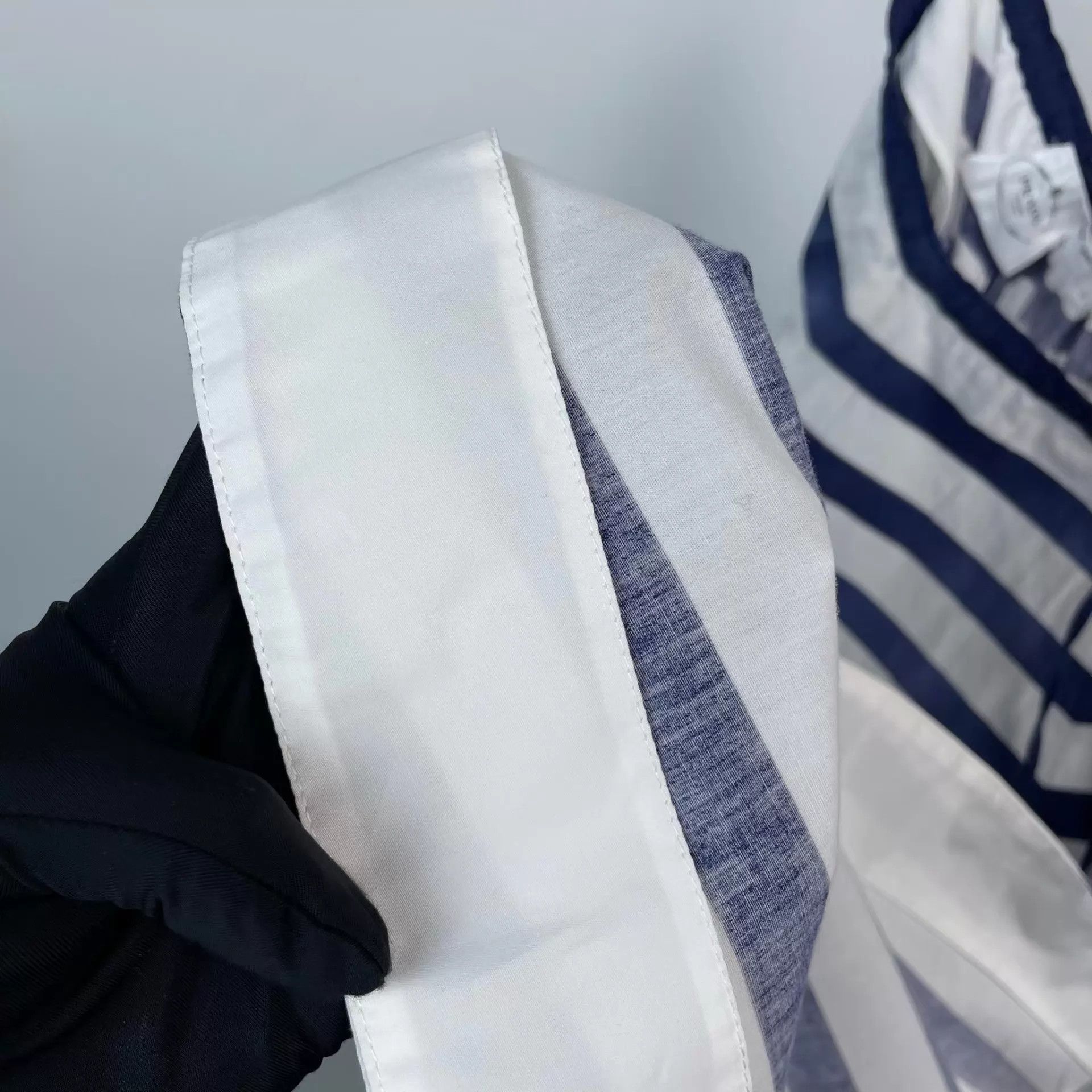Prada Prada Striped Blue & White Midi Skirt Women's 36 Size 25" / US 0 / IT 36 - 8 Thumbnail