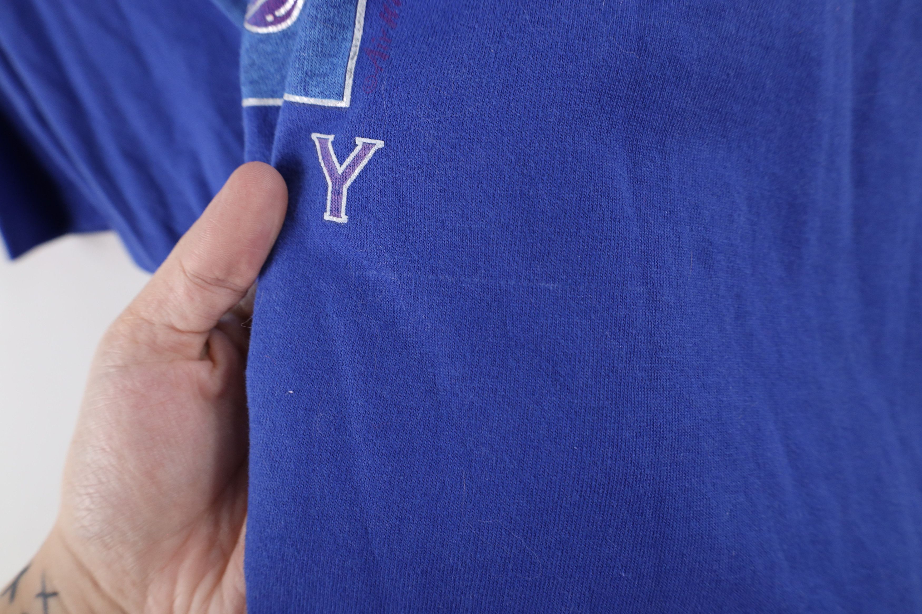 Vintage Vintage 90s Streetwear Flower Butterfly T-Shirt Blue USA Size 3XL / US 20-22 - 8 Thumbnail