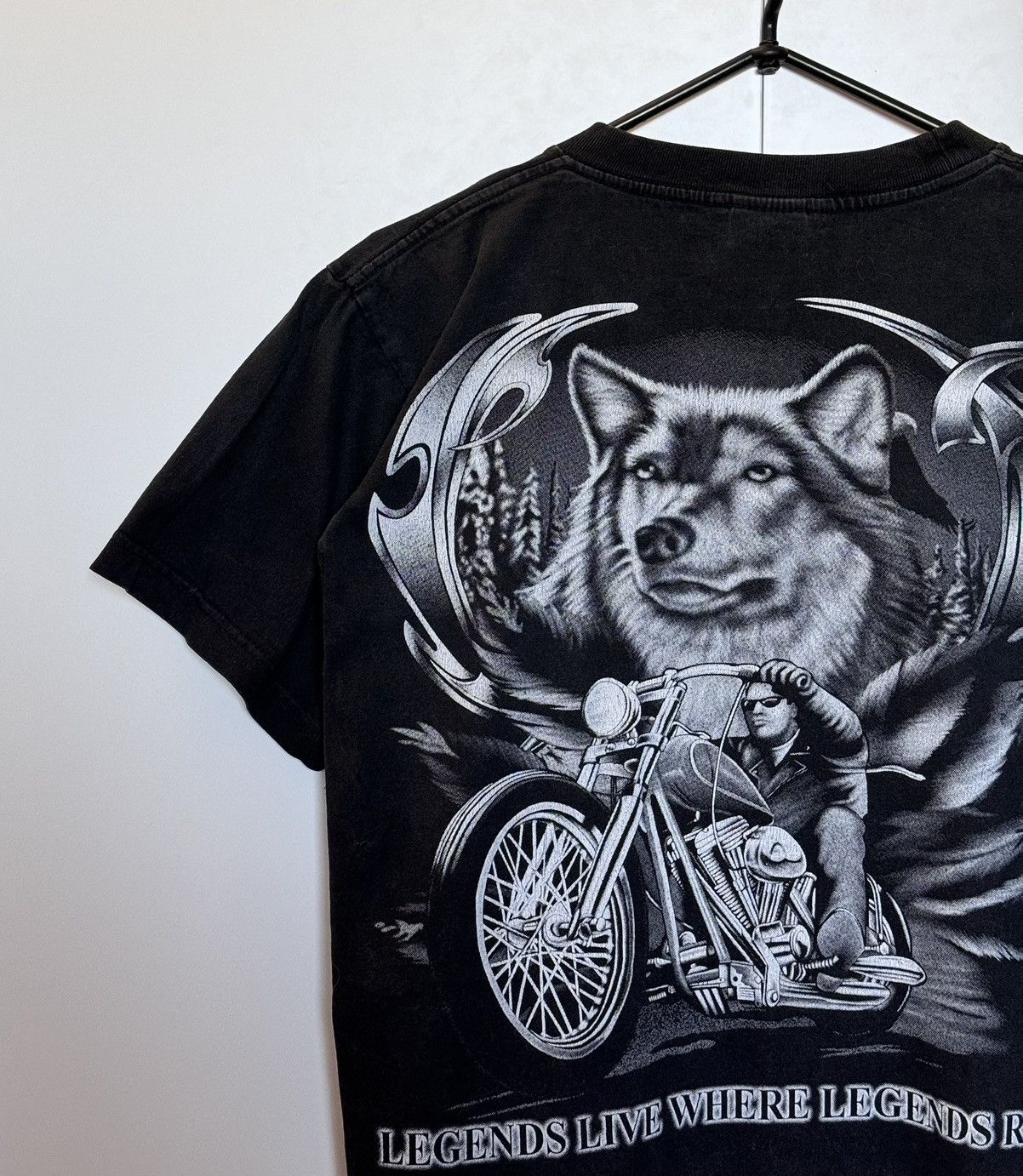Band Tees × Vintage 90s REO Legends Live Where Legends Roam Biker Wolf Tee Size US M / EU 48-50 / 2 - 5 Thumbnail