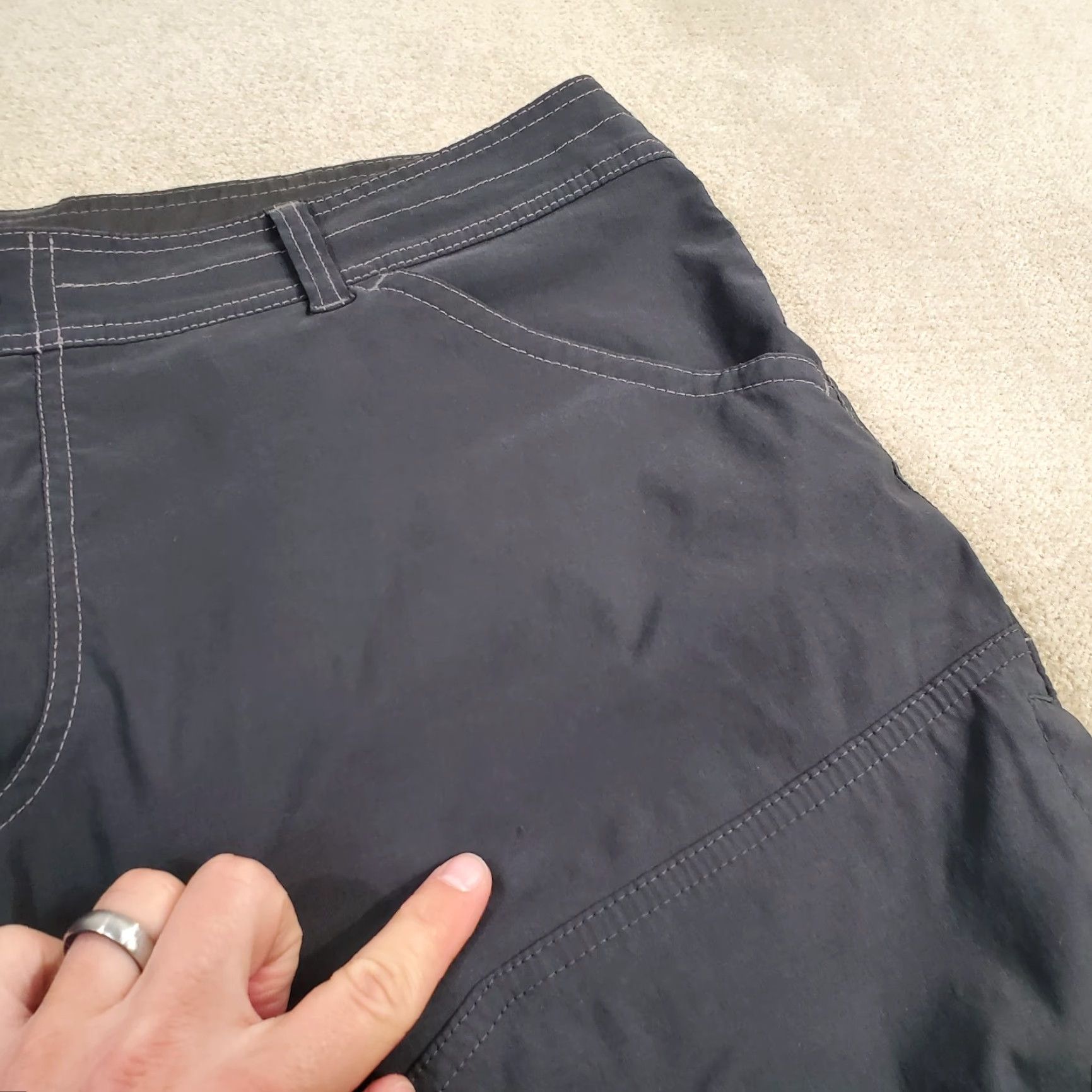 Vintage Kuhl Cargo Shorts Mens 38 Black Nylon Spandex Outdoor Cargo Shorts Mens 38 Black - Lightweight Pockets Vintage? No (but not needed) Size US 38 / EU 54 - 3 Thumbnail