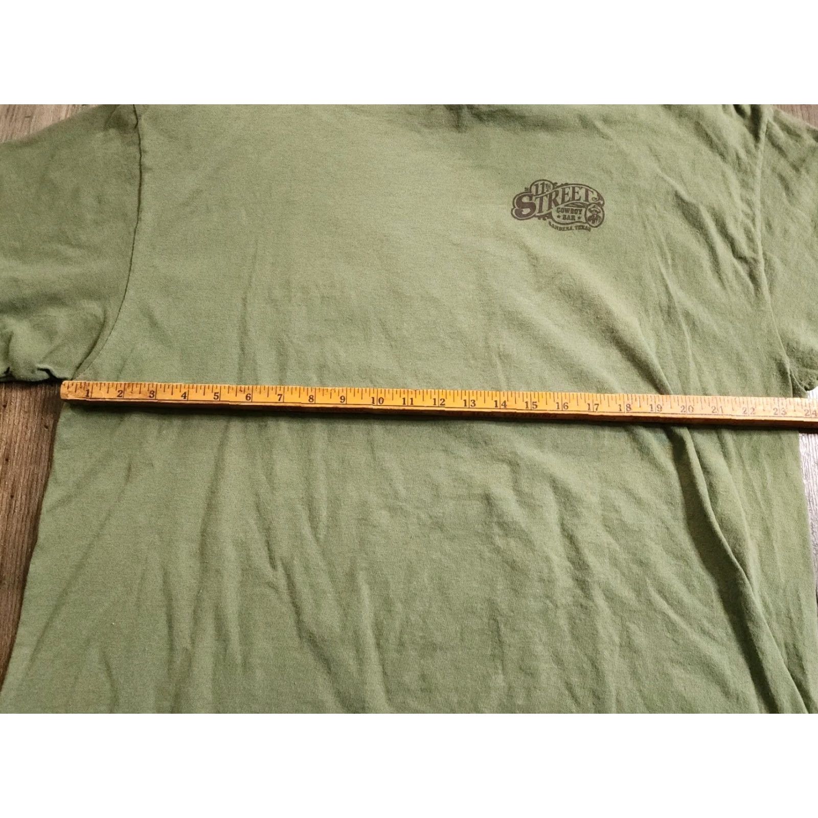 Gildan Mens 2XL T Shirt 11th Street Cowboy Bar Double Sided Distressed Bandera TX Green Cotton Gildan Crew Neck Short Sleeve Mens Size US XXL / EU 58 / 5 - 3 Thumbnail