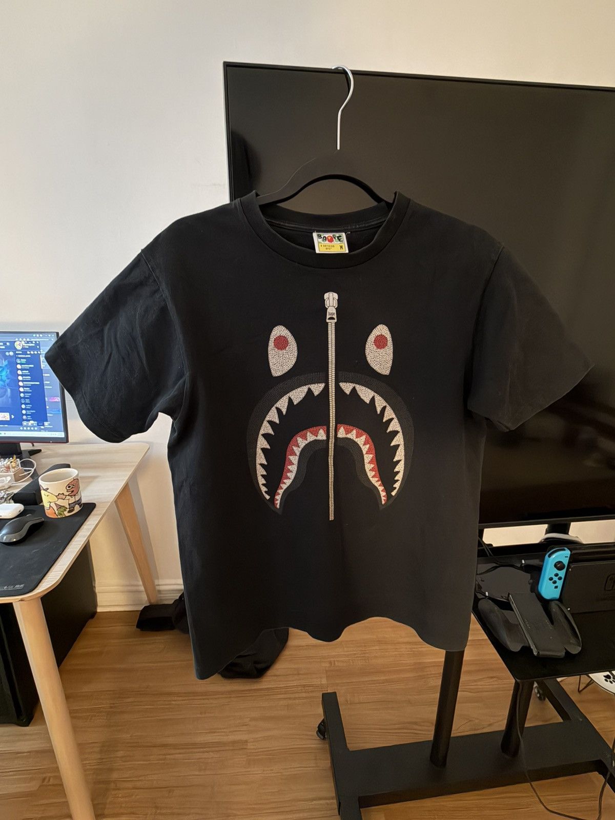 Bape Bape Shark Tee M Size US M / EU 48-50 / 2 - 1 Thumbnail