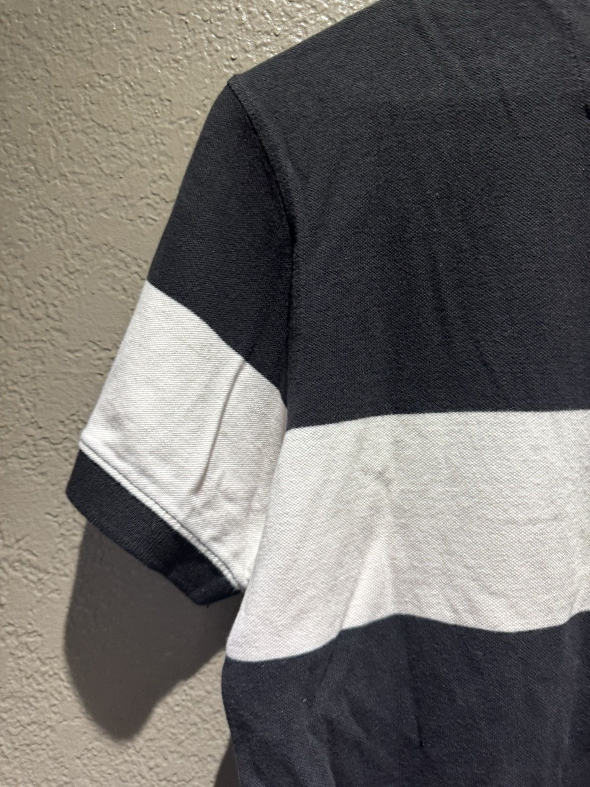 Banana Republic Banana Republic Polo Elephant Black White Medium Collard Tee Size US M / EU 48-50 / 2 - 5 Thumbnail