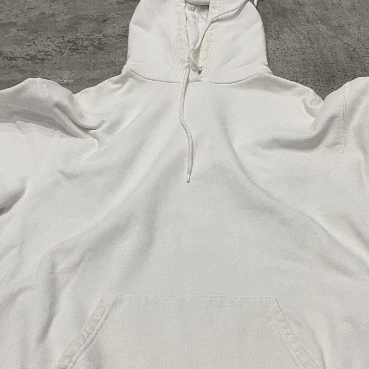Balenciaga Balenciaga Back Logo Print White Hoodie Size US L / EU 52-54 / 3 - 4 Thumbnail