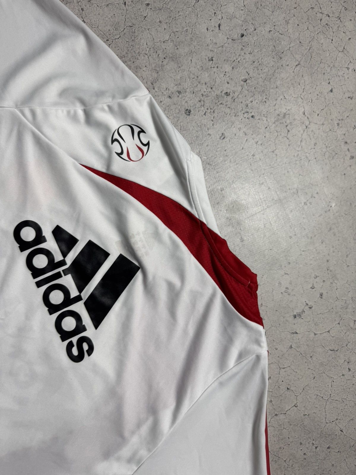 Adidas Adidas FC Liverpool Vintage 2007 Soccer Jersey Size US L / EU 52-54 / 3 - 10 Thumbnail