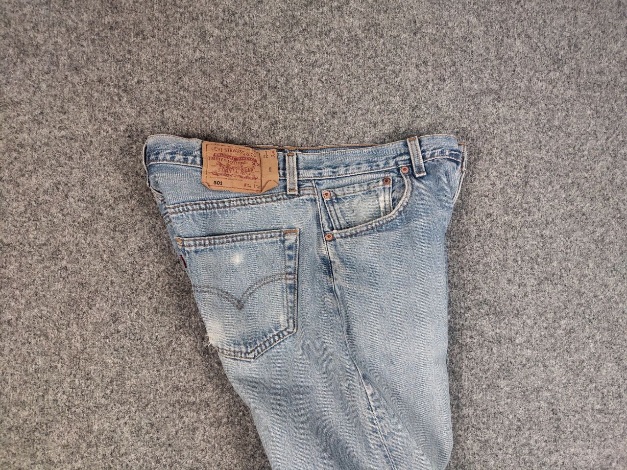Levi's × Vintage Vintage 90's Levis 501 Made in USA Faded Blue Denim Jeans Size US 34 / EU 50 - 12 Thumbnail