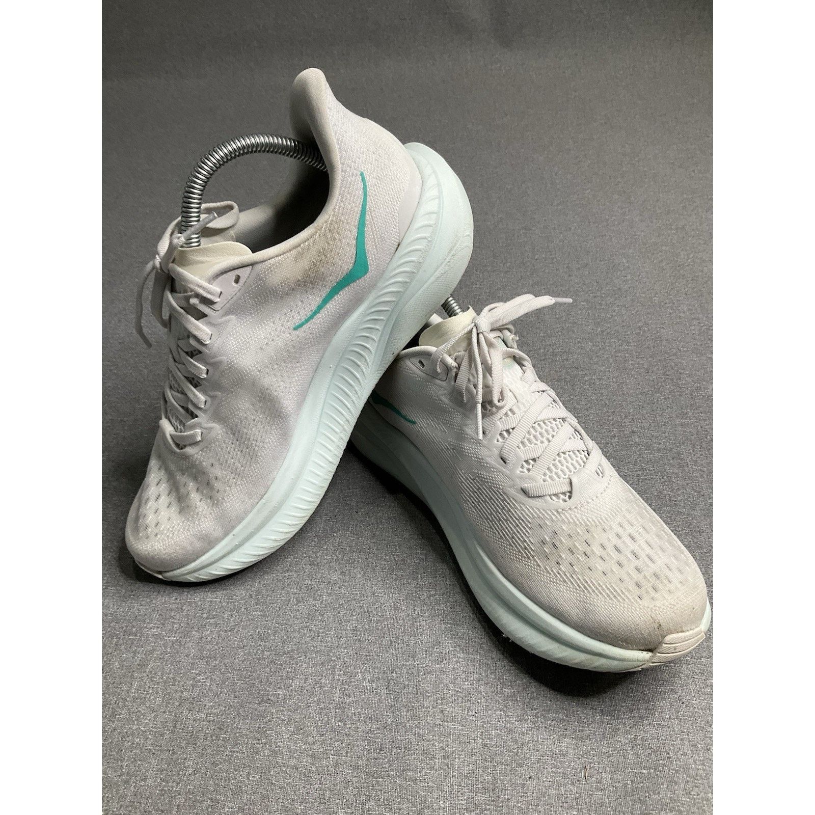 Hoka Hoka One One Mach 6 Frost White Blue Running Shoes US 9.5 B. Size US 9.5 / IT 39.5 - 4 Thumbnail