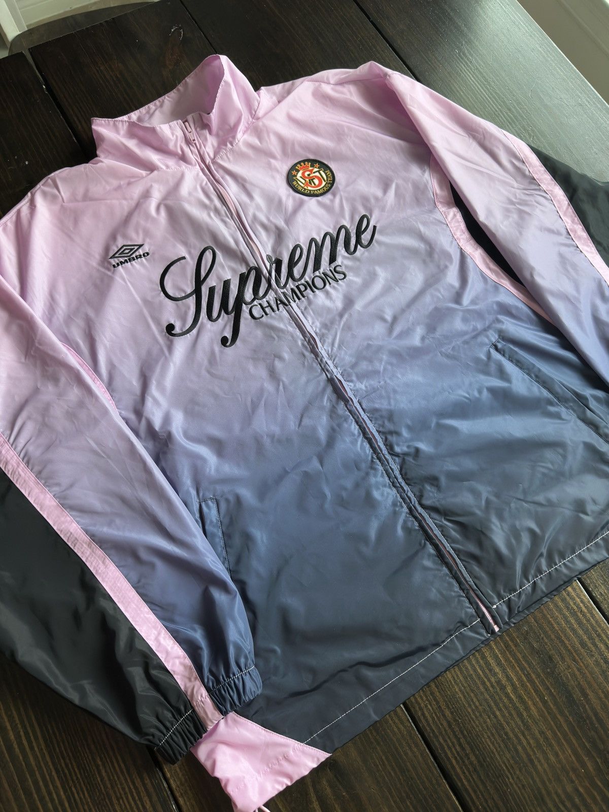 Supreme x Umbro Gradient Track Jacket XL Supreme® / Umbro Gradient