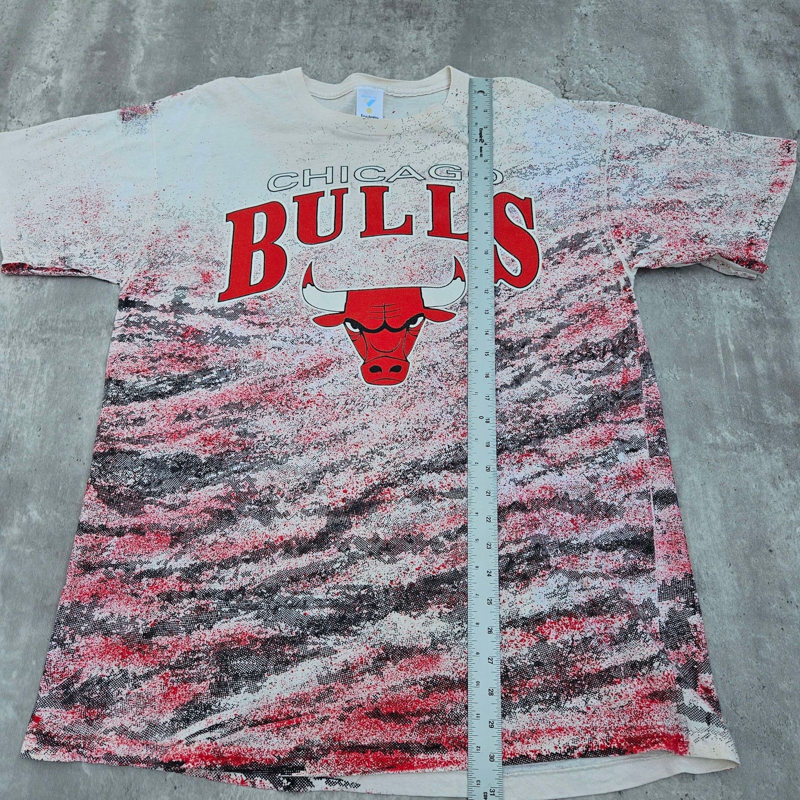 NBA Vintage Chicago Bulls AOP Shirt Mens XL Rare EUC Jordan NBA Size US XL / EU 56 / 4 - 5 Thumbnail