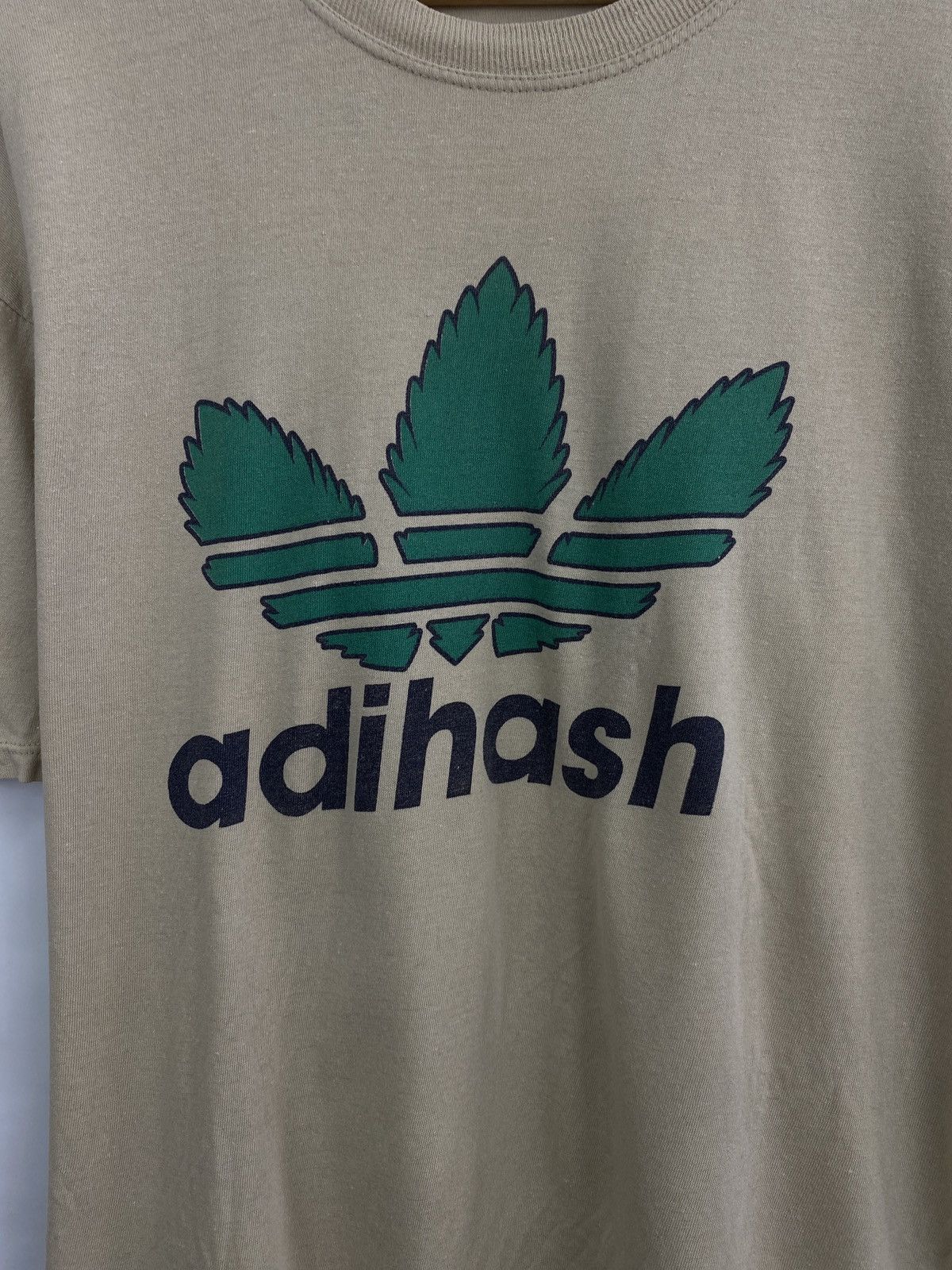 Adidas × Rap Tees × Vintage Vintage 90s Cannabis Adihash T-Shirt Marijuana Rare Y2K Hype Size US XL / EU 56 / 4 - 4 Thumbnail