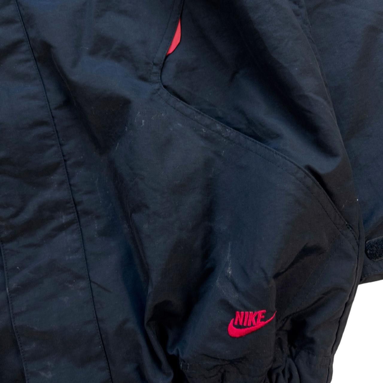Nike Vintage Nike Waterproof Jacket Size M Size US M / EU 48-50 / 2 - 5 Thumbnail