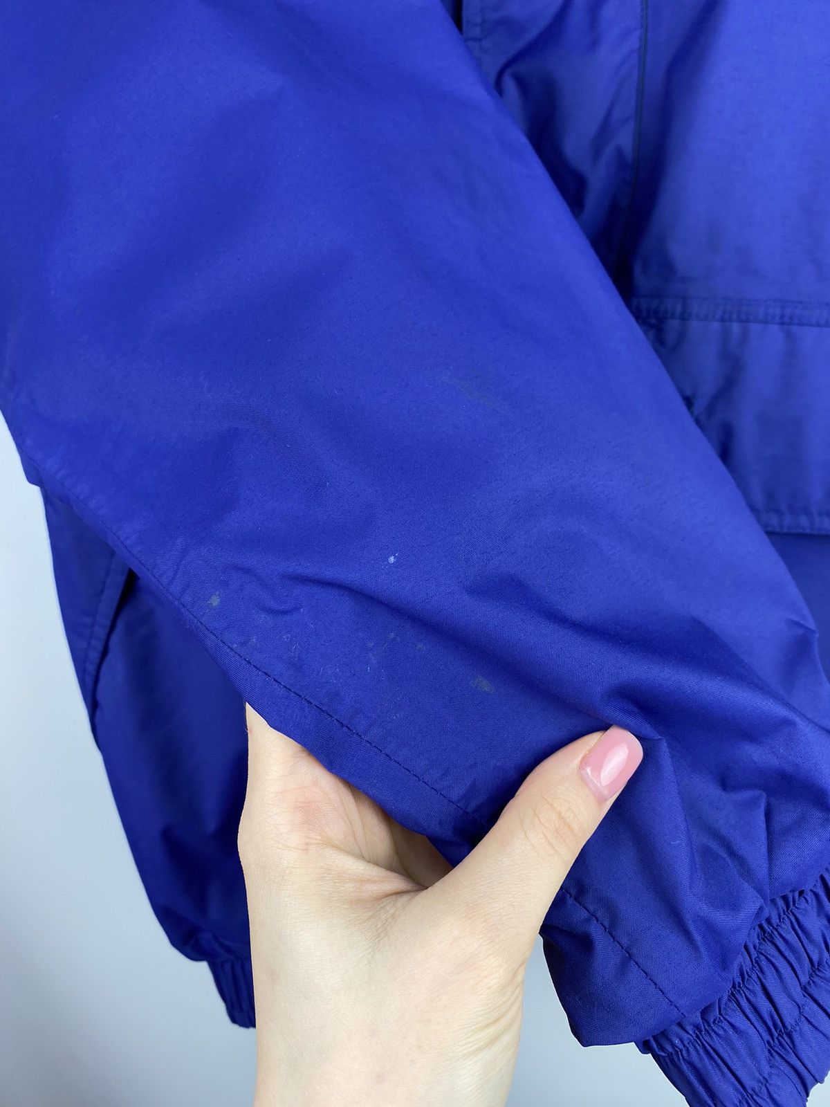Helly Hansen Helly Hansen vintage men’s Jacket size M Size US M / EU 48-50 / 2 - 14 Thumbnail