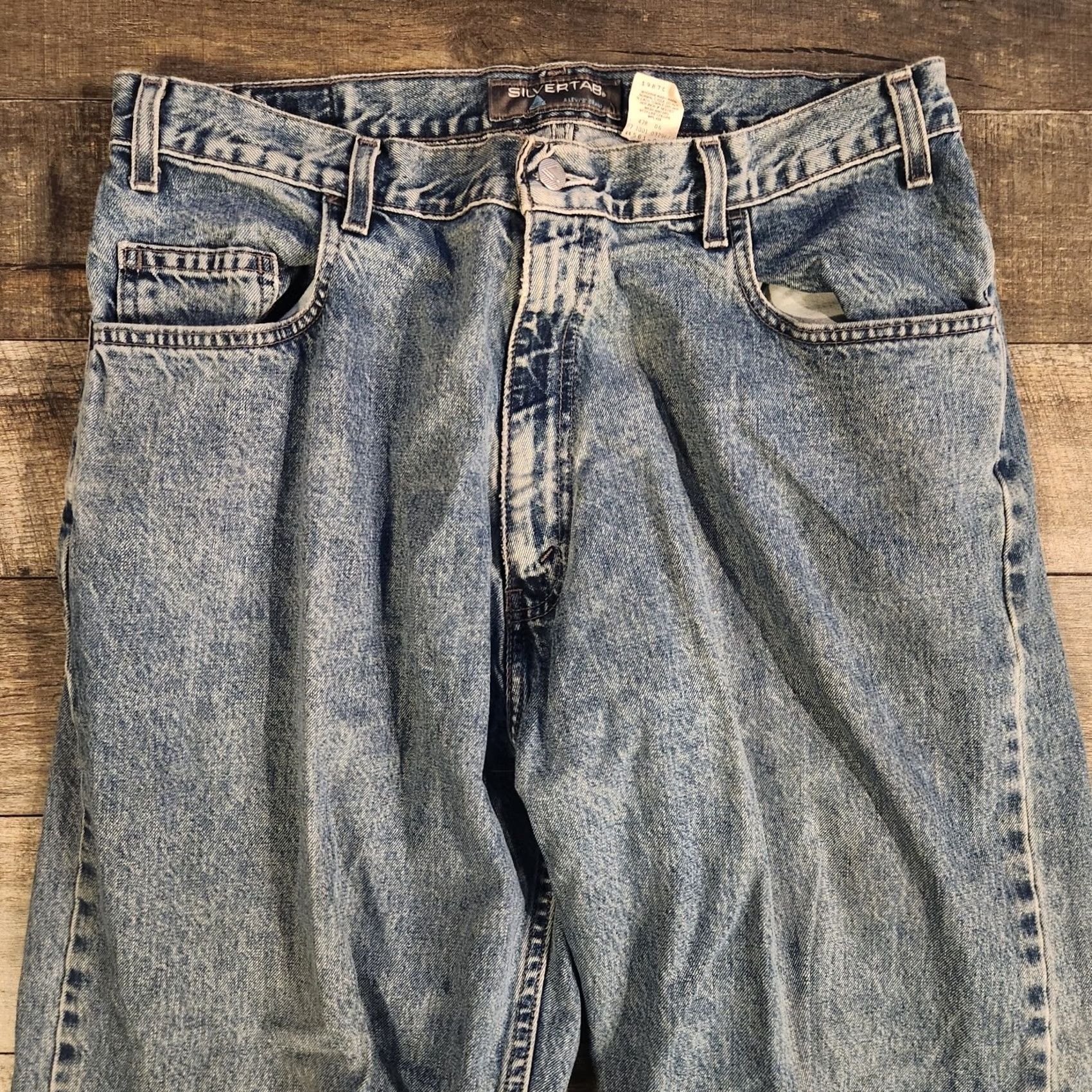 Levi's VINTAGE Levi's Silver Tab Jeans Denim Wide Leg 36x30 Oversized Men Grunge 90s Y2K Wide Leg Blue Mens Jeans Size US 36 / EU 52 - 5 Thumbnail