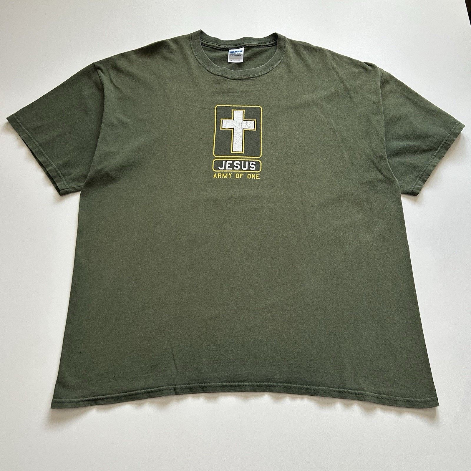 Gildan Vintage Jesus T Shirt XXL Y2K Army Of One Military Parody Size US XXL / EU 58 / 5 - 1 Thumbnail