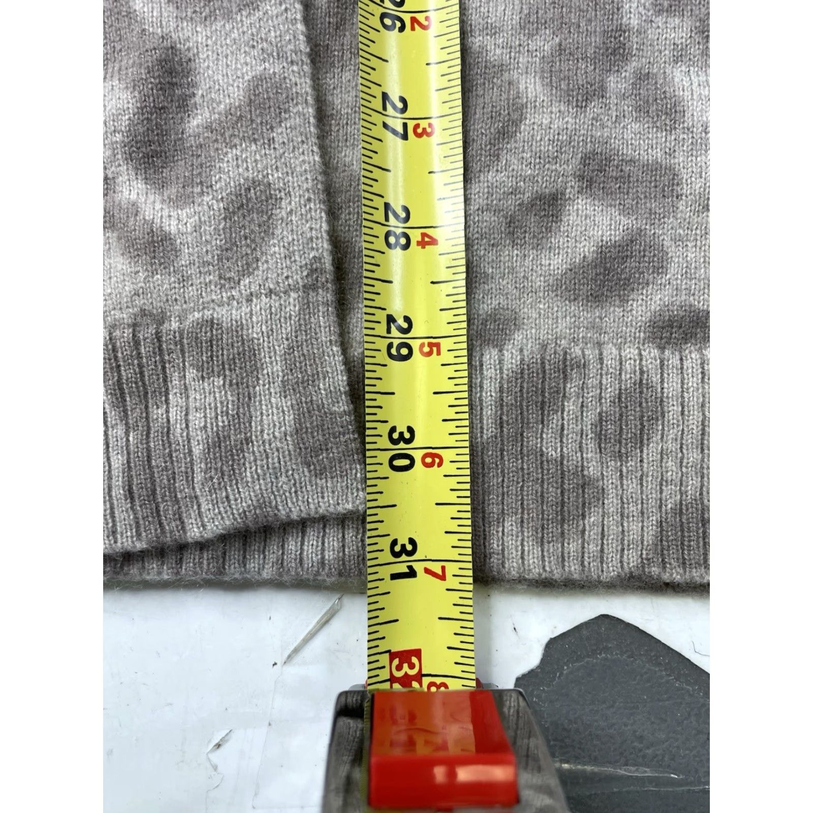 Saks Fifth Avenue Saks Fifth Avenue Sweater Cardigan Women XS Multicolor Cashmere Open Front Long Sleeve V-Neck Animal Print Knit Casual Womens Size XS / US 0-2 / IT 36-38 - 6 Thumbnail