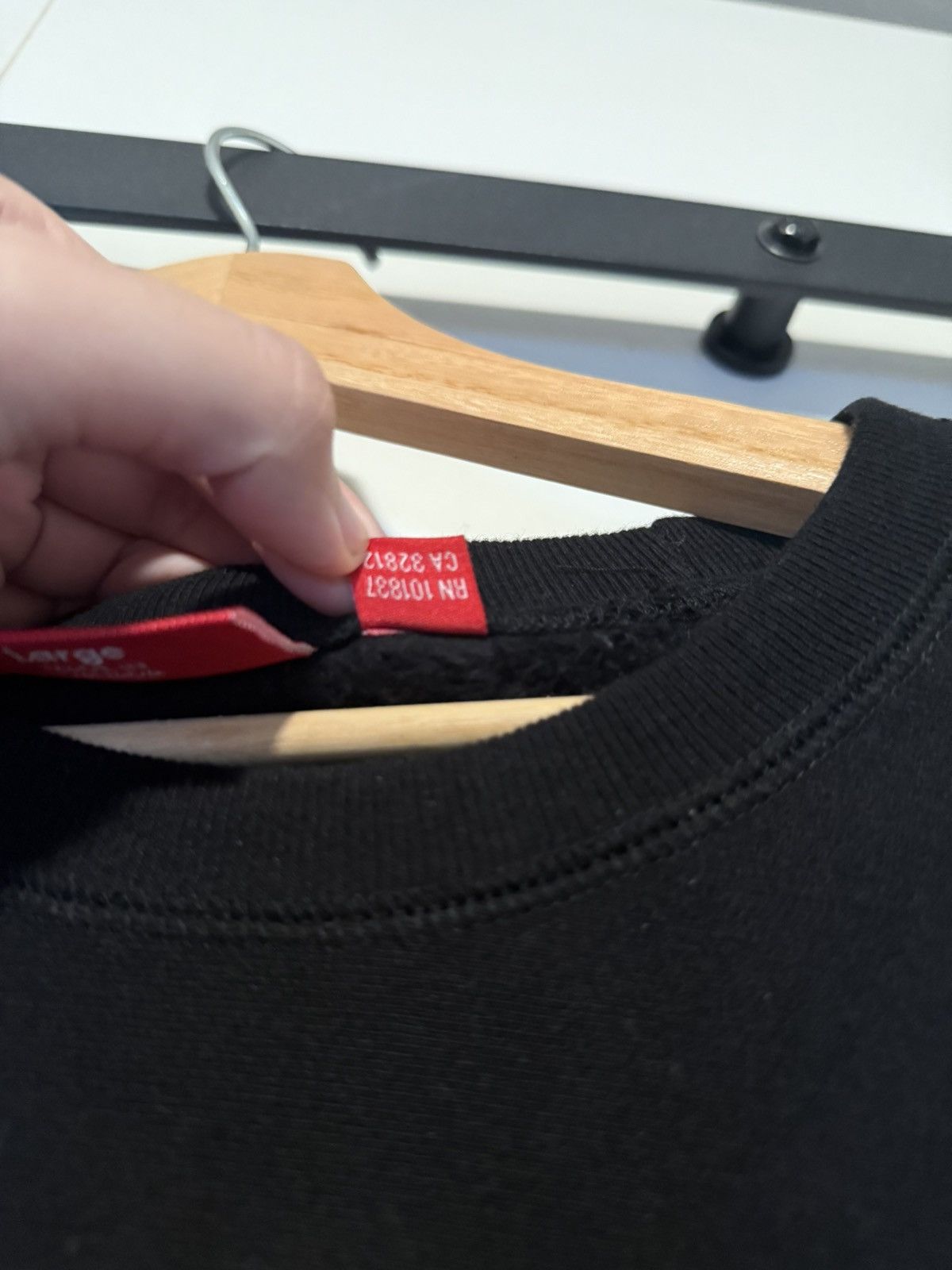 Supreme Supreme Box Logo sz L Black on Black Size US L / EU 52-54 / 3 - 5 Thumbnail