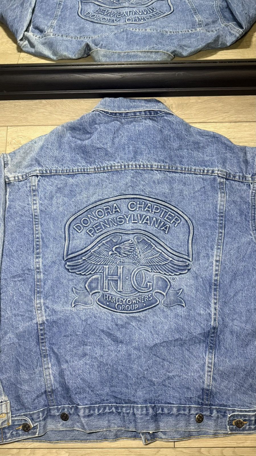 Harley Davidson Vintage 1990s Harley Davidson Embossed Denim Jacket Size US L / EU 52-54 / 3 - 5 Thumbnail