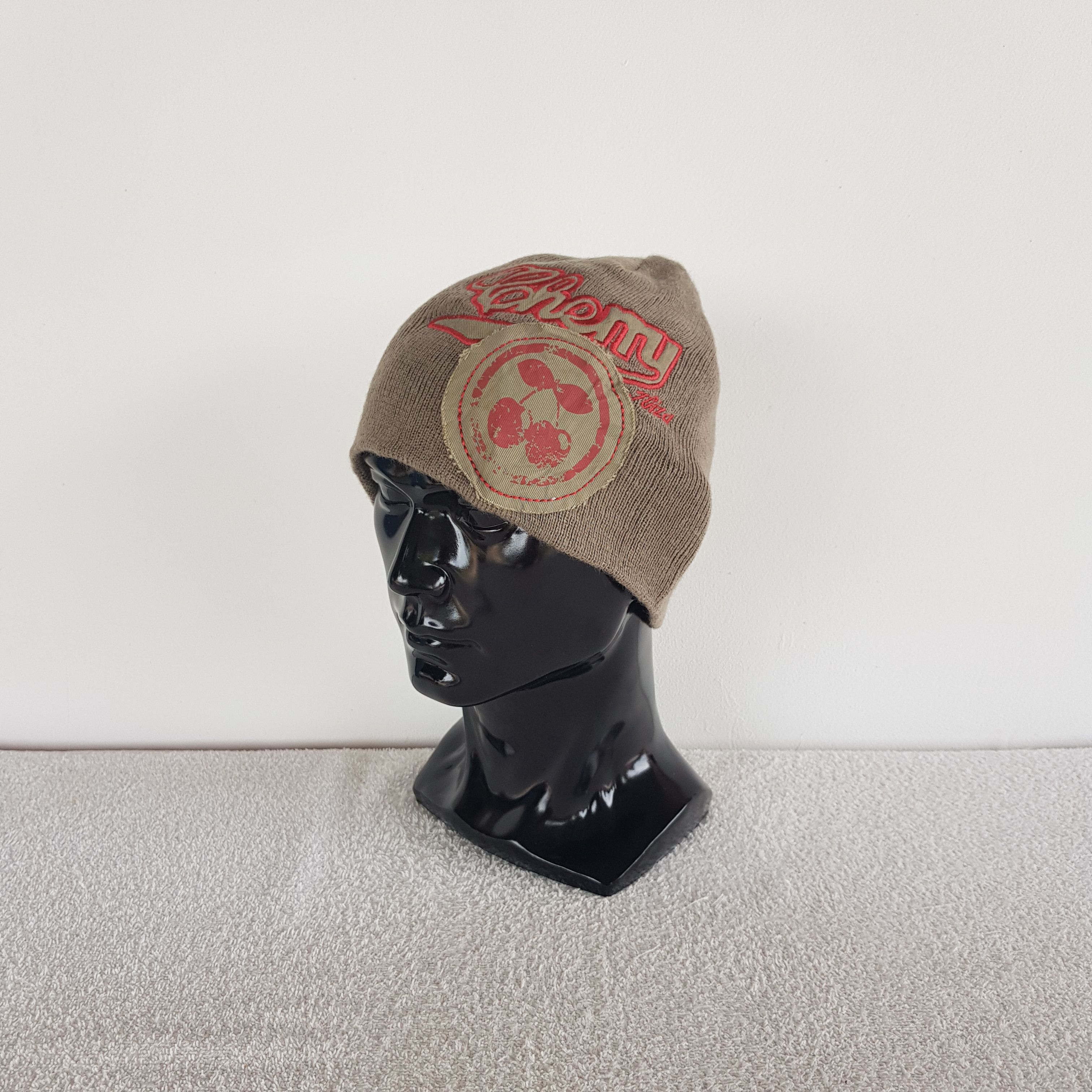 Japanese Brand Vintage Y2K Cherry Beanie Ribbed Knit Snow Caps Hats. Size ONE SIZE - 1 Thumbnail