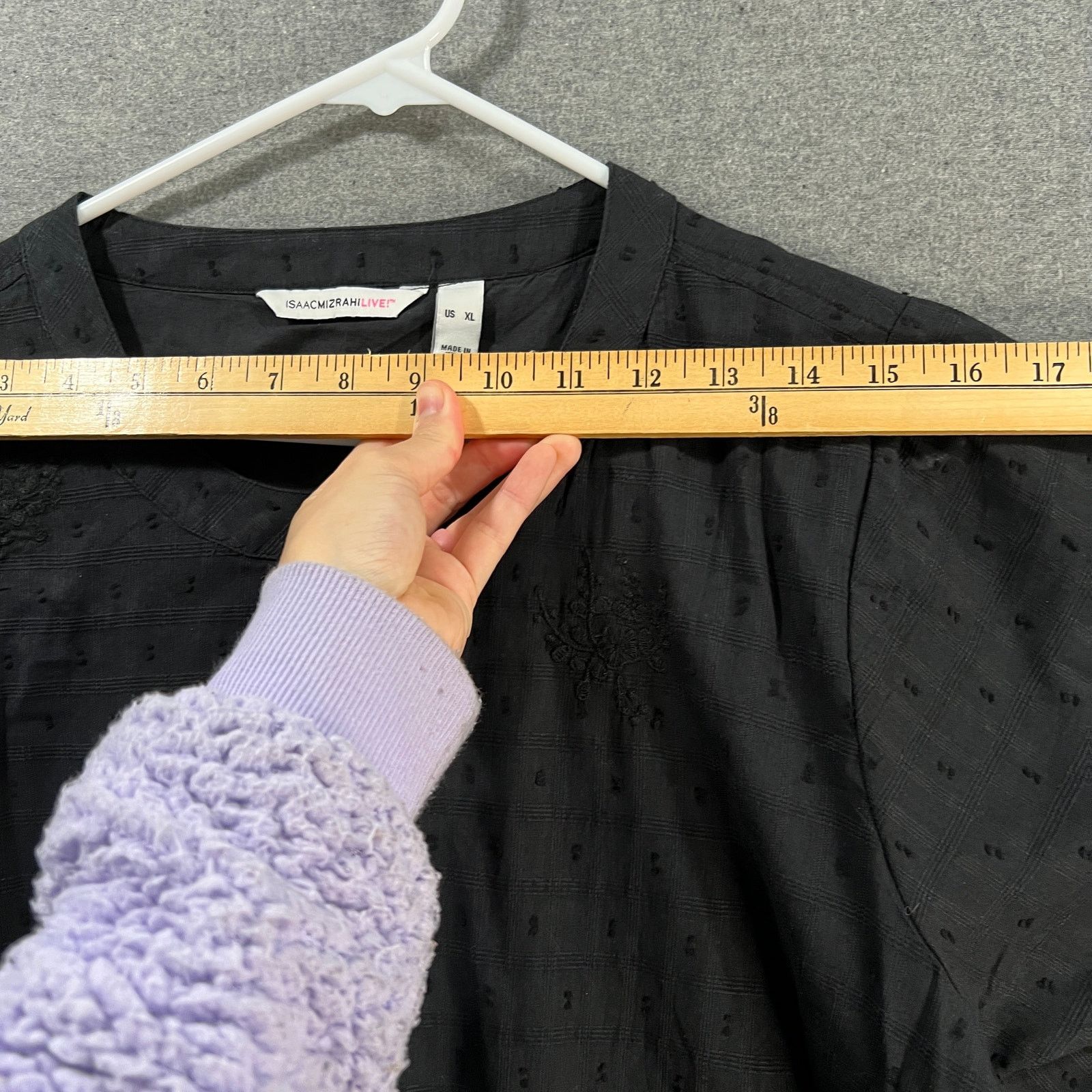 Isaac Mizrahi Isaac Mizrahi LIVE! Embroidered Textured Blouse Size XL / US 12-14 / IT 48-50 - 6 Thumbnail