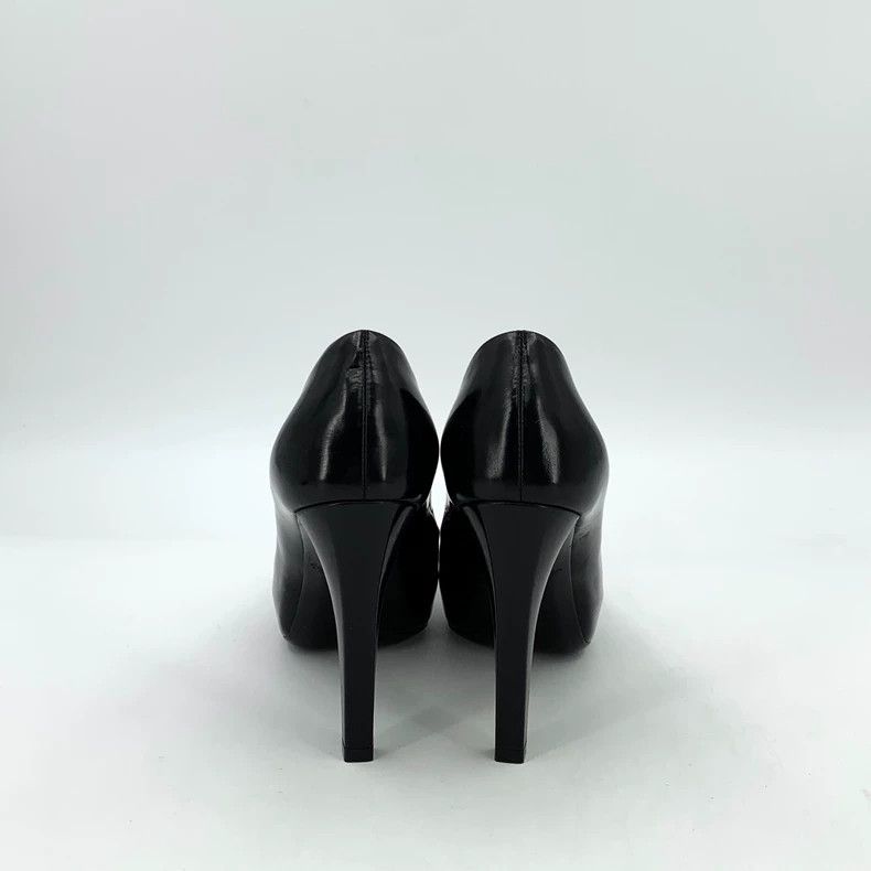 Louis Vuitton Louis Vuitton Black square-button fish-mouth stiletto pump Size US 12 / IT 42 - 4 Thumbnail