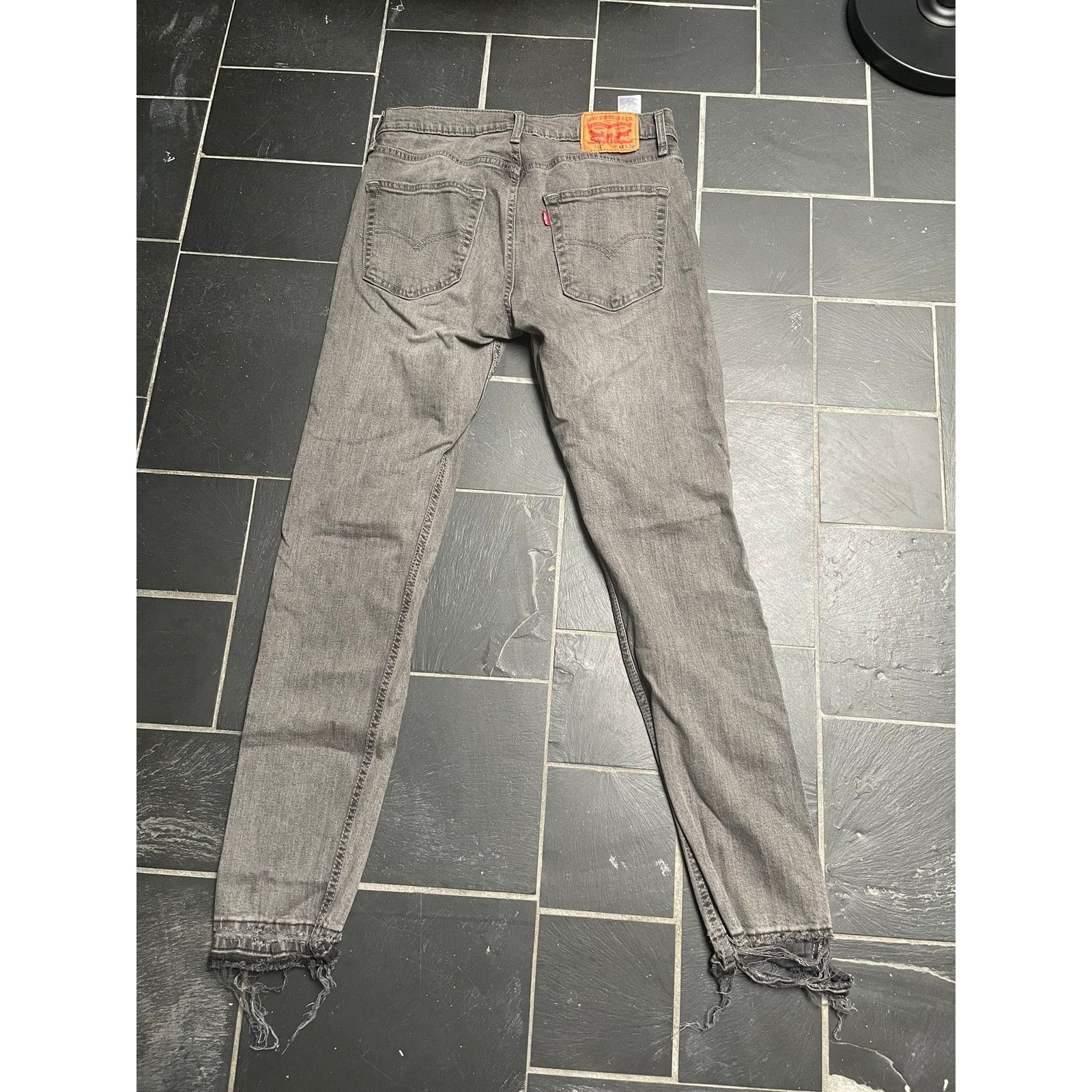 Levi's Levi Grey Distressed Water Resistant Denim Jeans 32 x 32 Size US 32 / EU 48 - 5 Thumbnail
