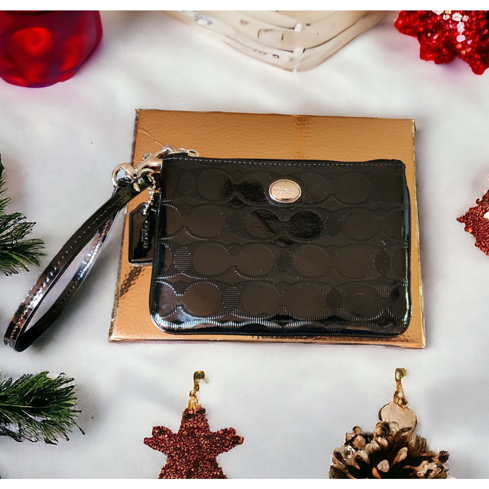 Coach COACH BLACK EMBOSSED PATENT F52282 SMALL WRISTLET PURSE Size ONE SIZE - 1 Thumbnail