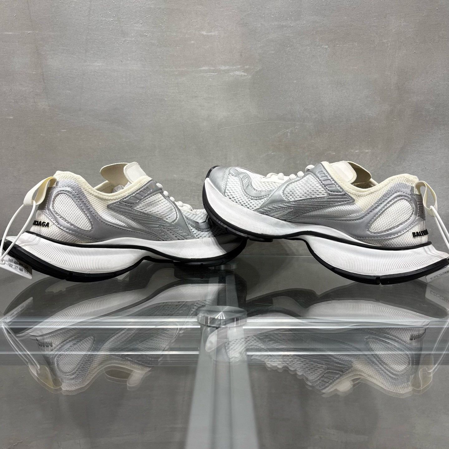Balenciaga Balenciaga Circuit Dad Shoes, Silver White Size US 7.5 / IT 37.5 - 5 Thumbnail