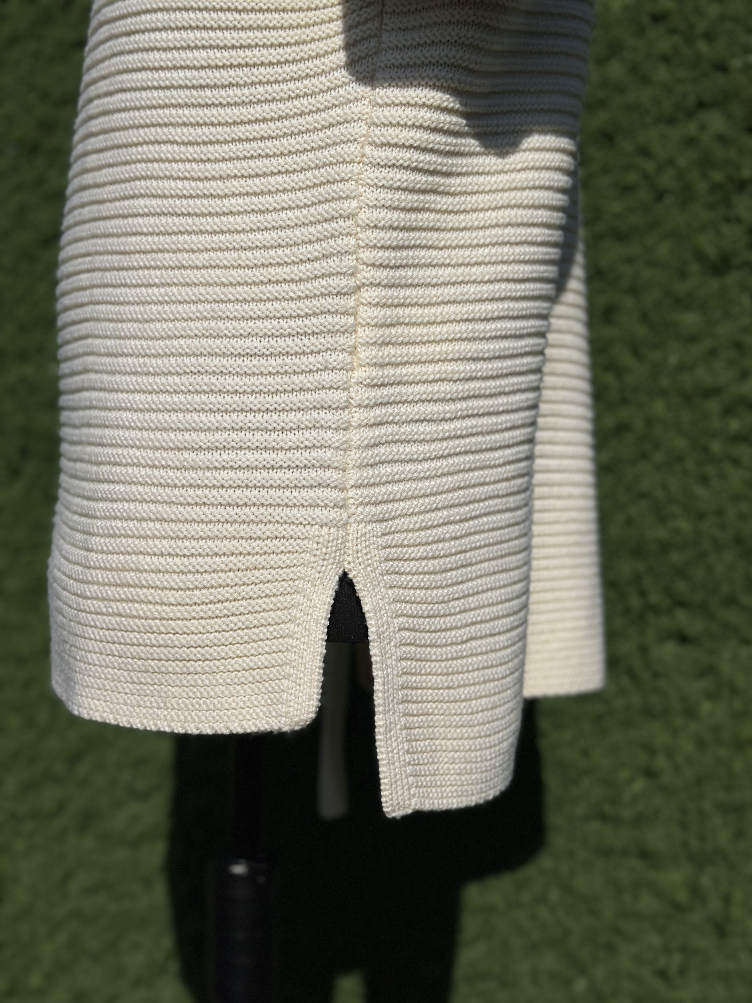 Toteme Toteme Chunky Rib Knit Wool Drop Shoulder Sweater Size XS Size XS / US 0-2 / IT 36-38 - 12 Thumbnail