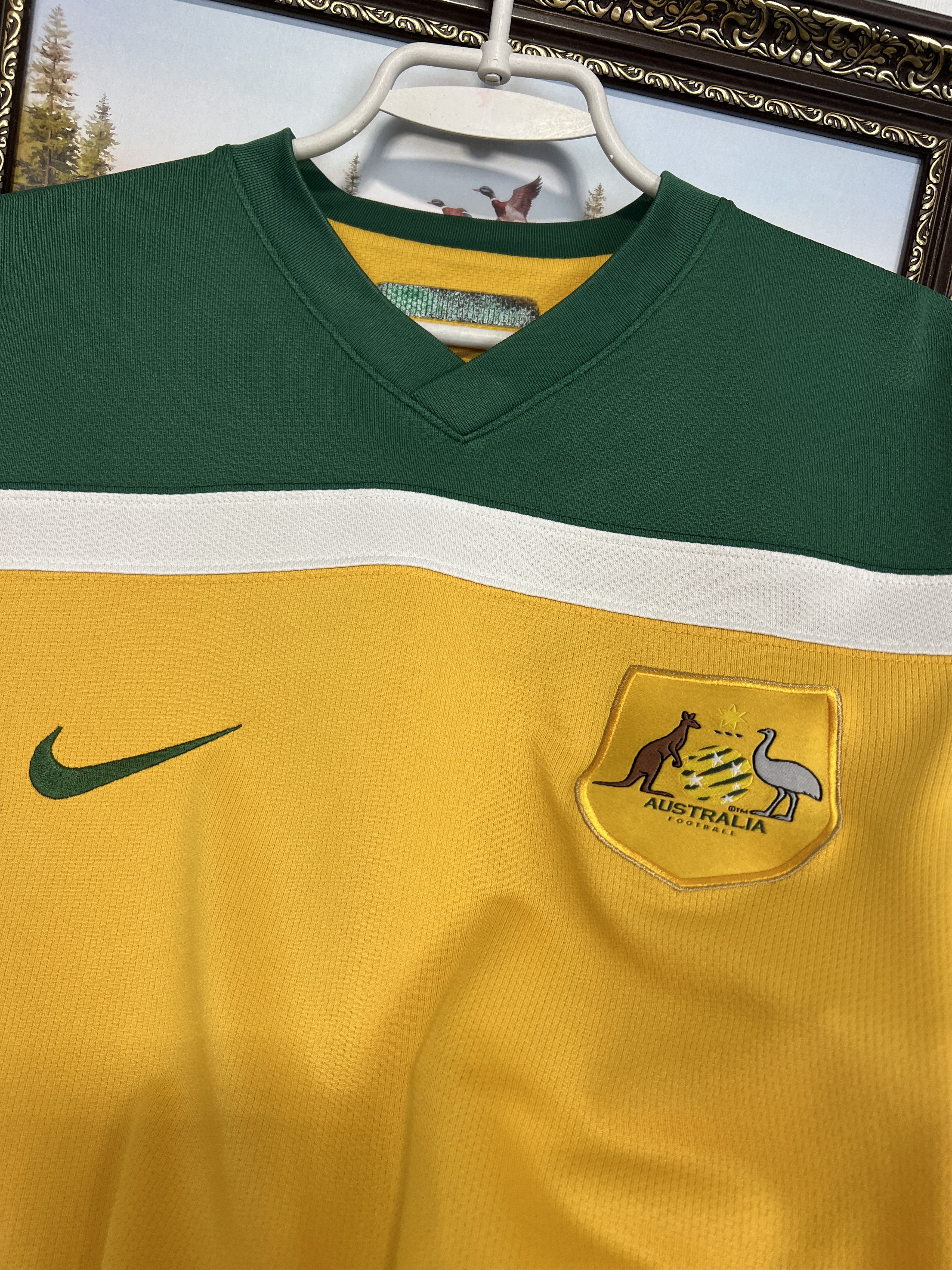 Nike Australia football shirt Soccer Jersey National Team Trikot Size US M / EU 48-50 / 2 - 3 Thumbnail