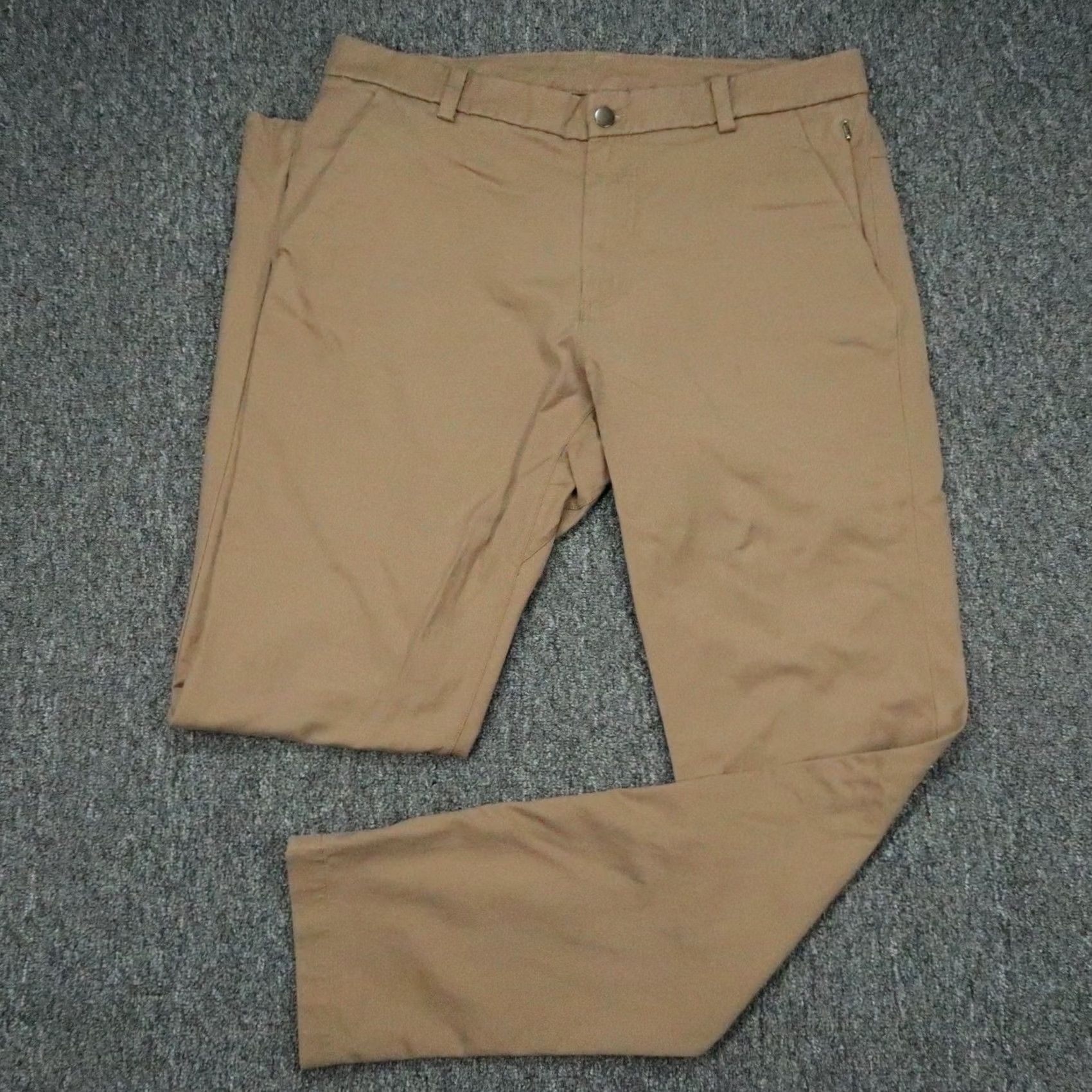 Lululemon Lululemon Pants Mens 34x33 Brown Commission Qwick Chino Zip Pocket Trouser Pants Mens Regular 34 Brown Pockets Stretch Front Flat Front 90s? Size US 34 / EU 50 - 2 Thumbnail