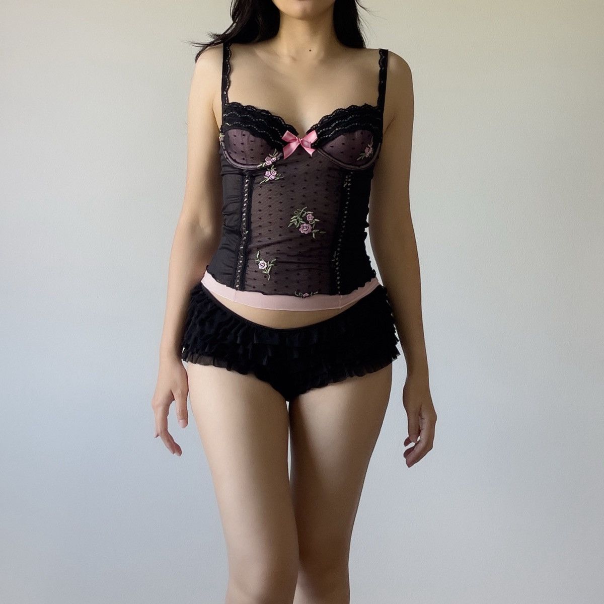 Victoria's Secret Victoria’s Secret Black Mesh Embroidered Bustier (34B/32C) Size S / US 4 / IT 40 - 7 Thumbnail
