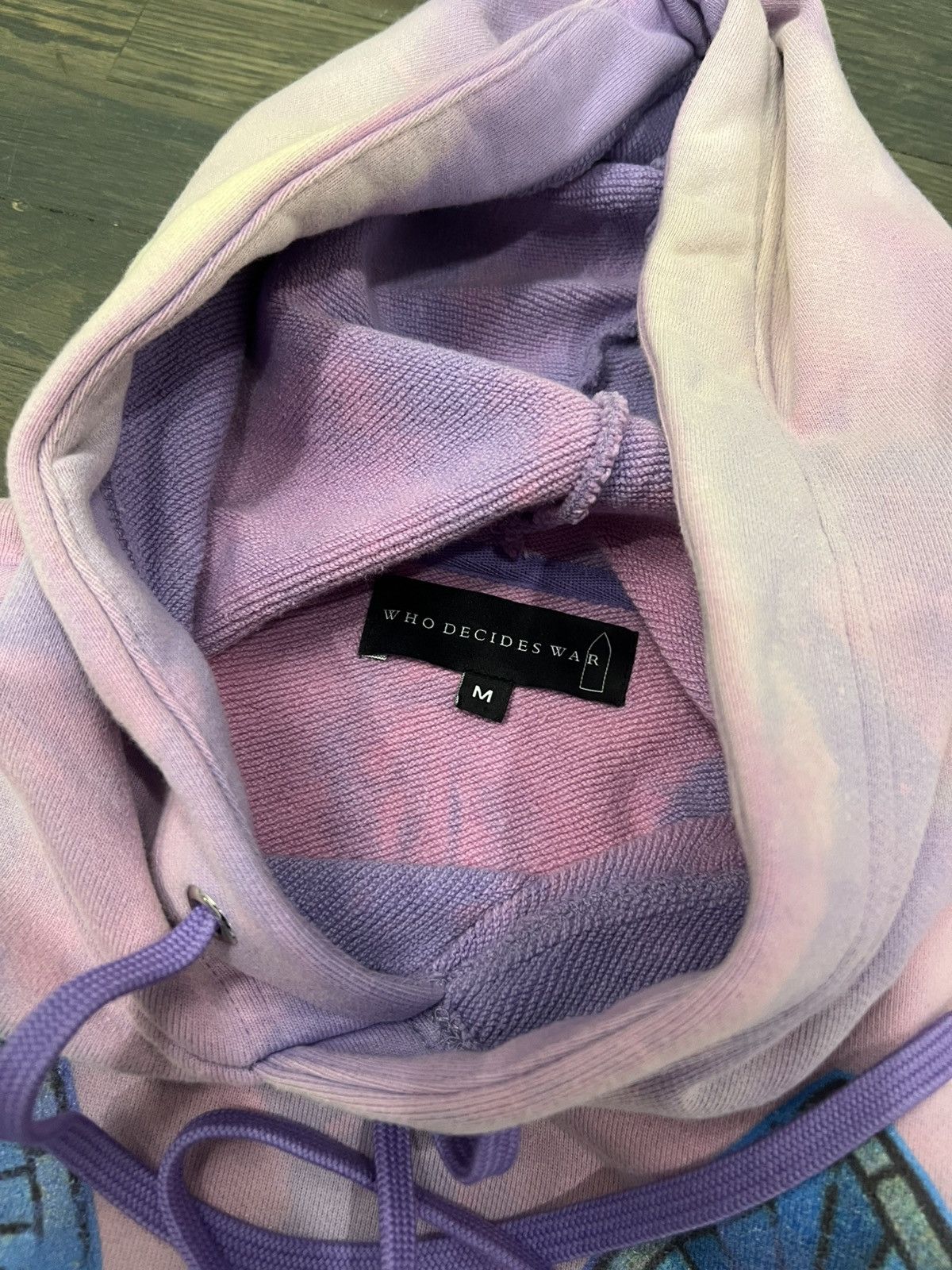 Who Decides War Pink stained glass motif hoodie Size US M / EU 48-50 / 2 - 5 Thumbnail